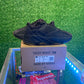 Yeezy 700 Utility Black (USED)