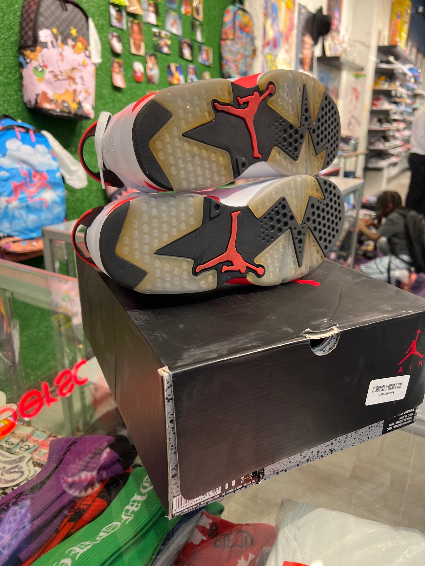 Air Jordan 6 infrared White (USED)…