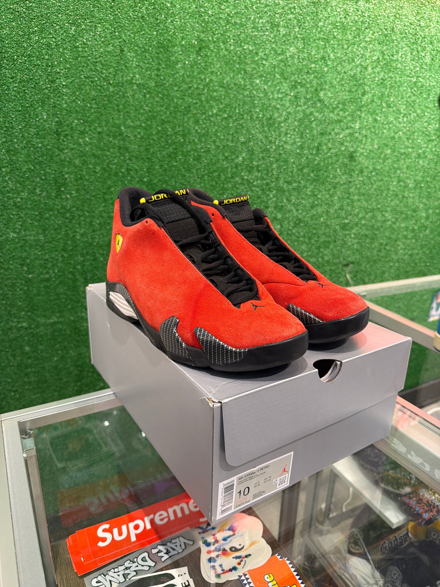 Air Jordan 14 Ferrari (USED)
