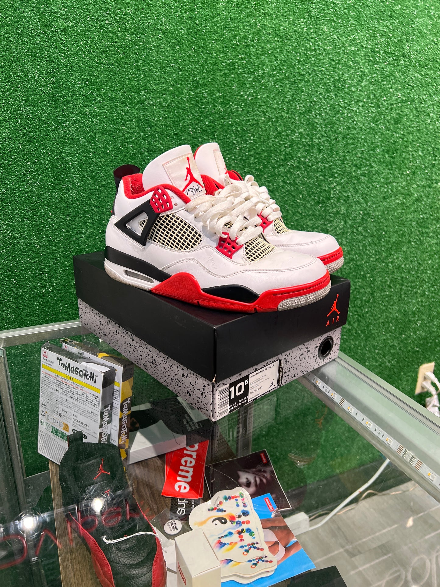 Air Jordan 4 Fire Red (USED)