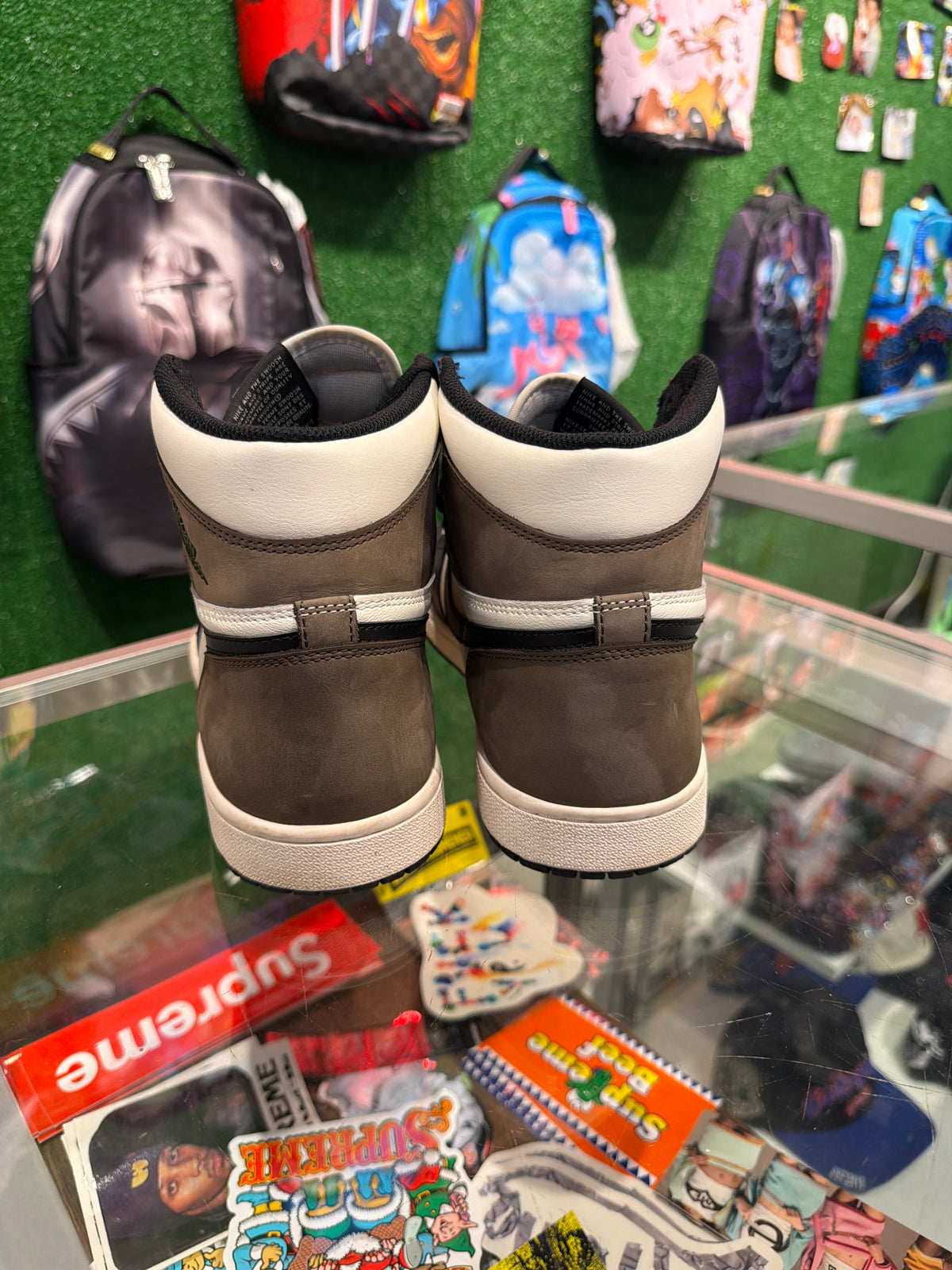 Air Jordan 1 Mocha (USED)