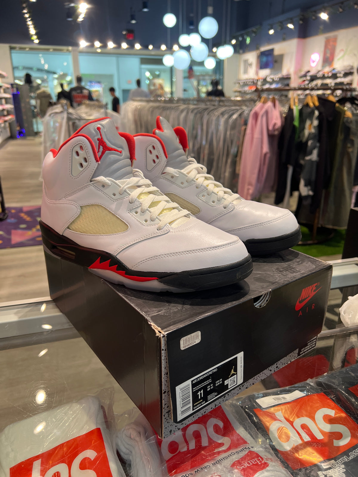 Air Jordan 5 Fire Red (USED)