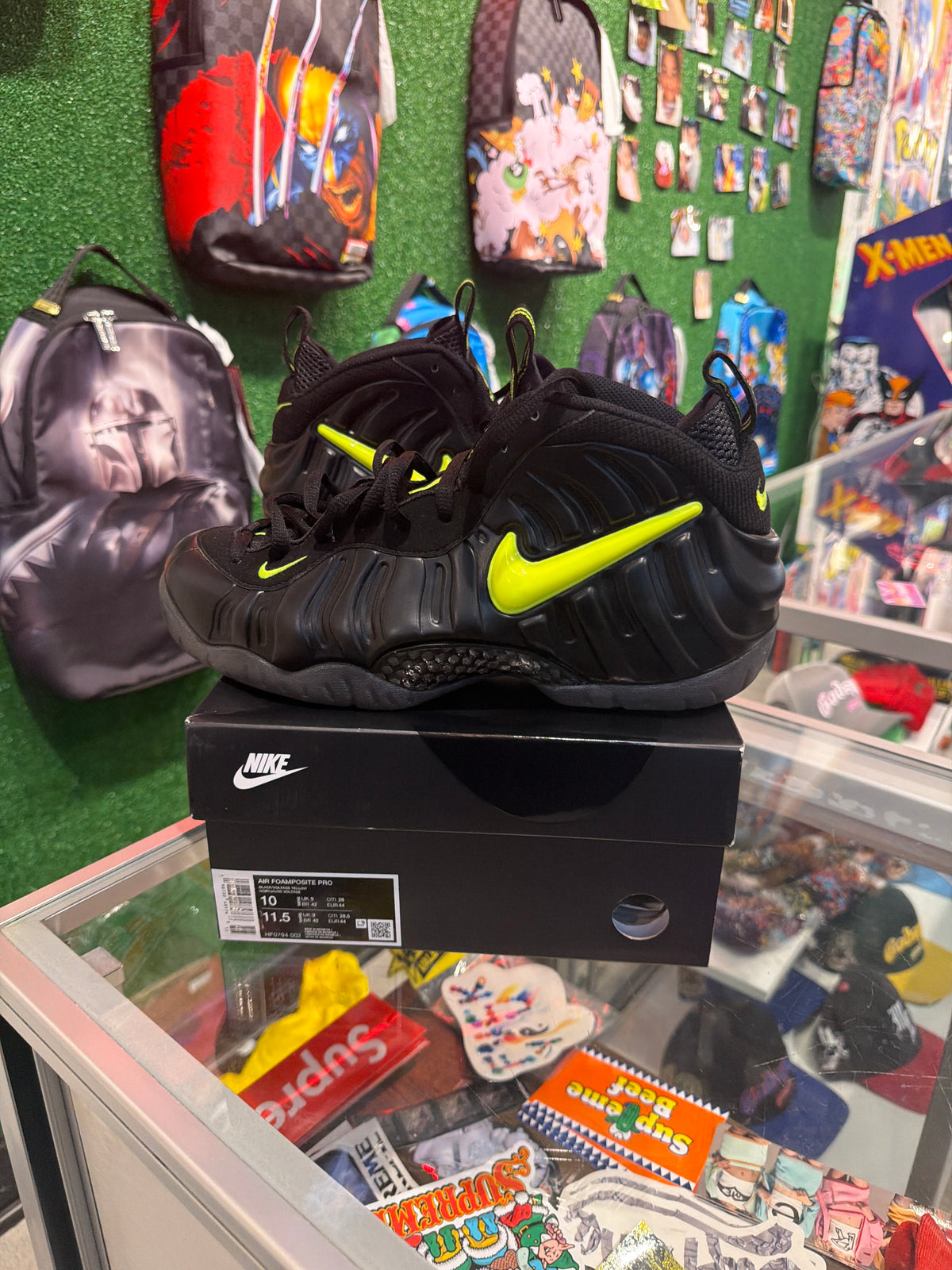 Nike air pro Foamposite volt (USED)