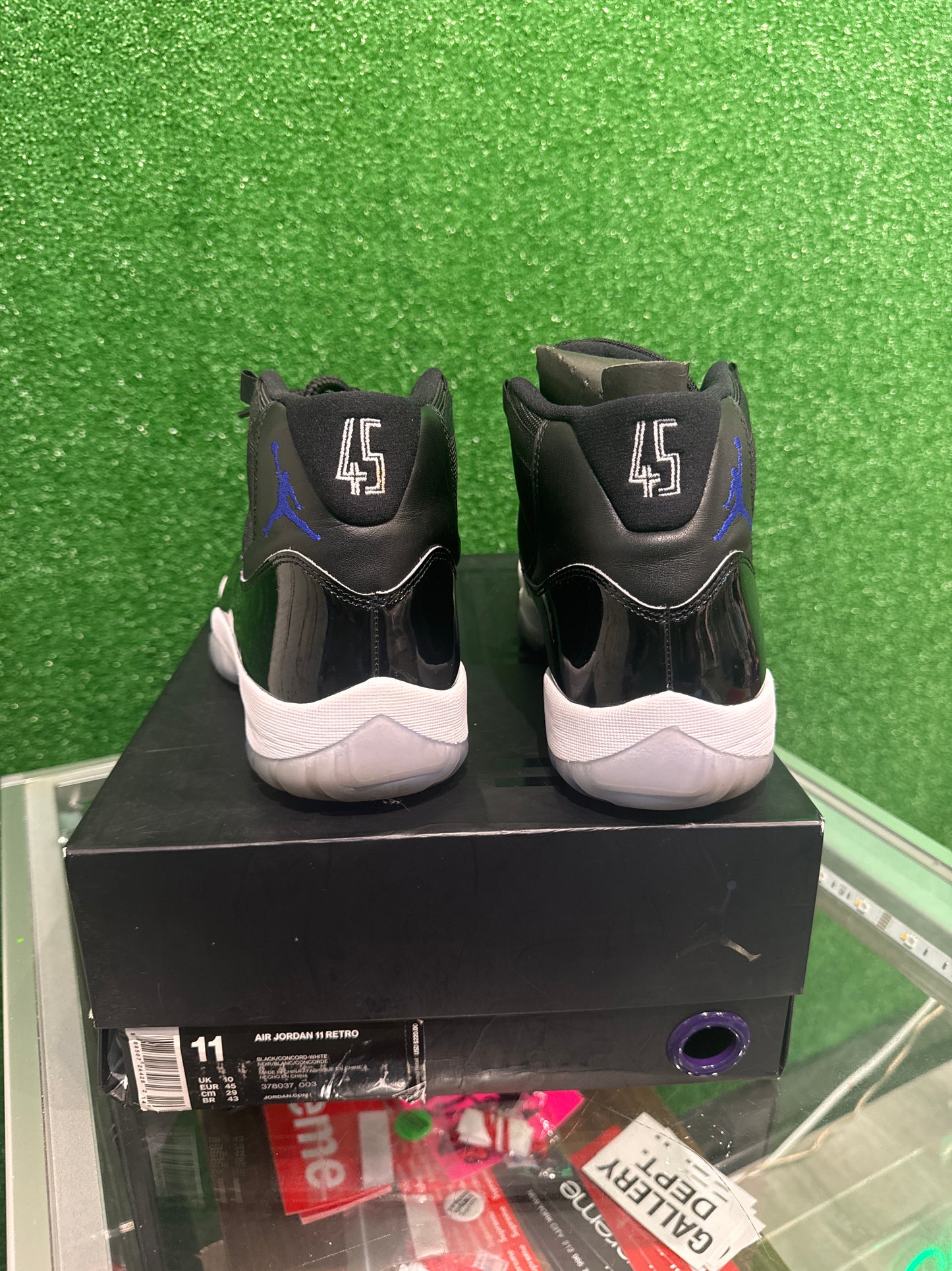 Air Jordan 11 Space Jam (USED)