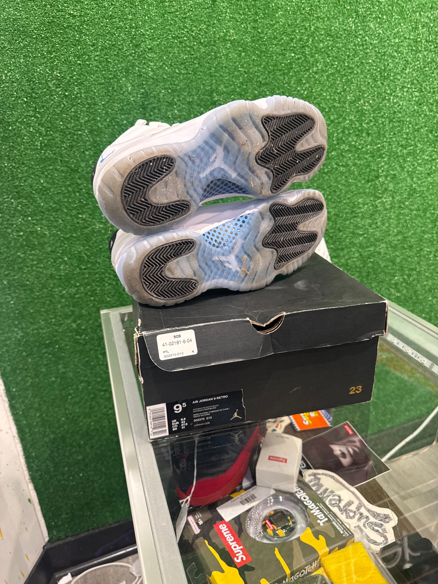 Air Jordan 11 Columbia legend blue .(USED)