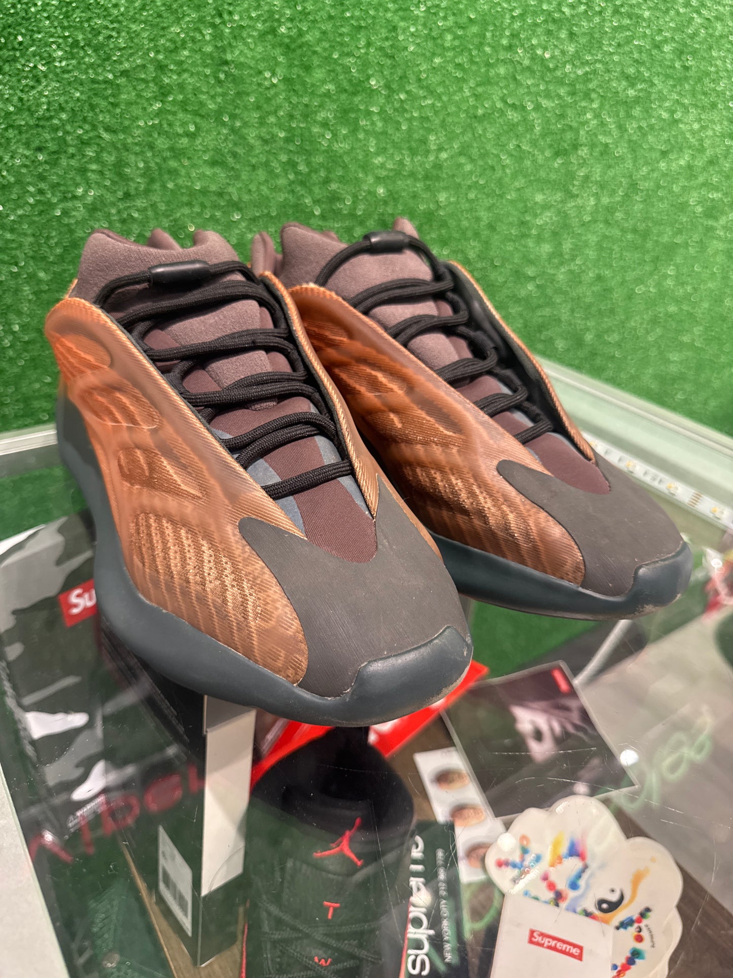 Yeezy 700v3 Copper Fade (USED)