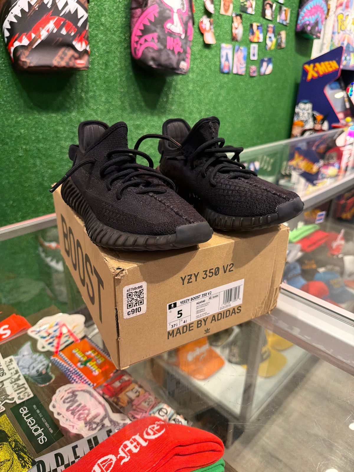 Yeezy 350 Onyx (USED)