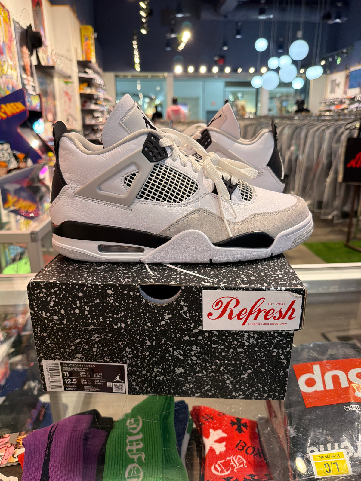 Air Jordan 4 Military Black (USED)