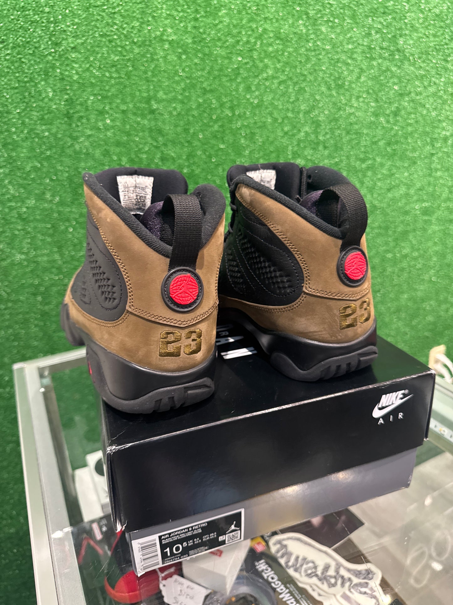 Air Jordan 9 olive (USED)