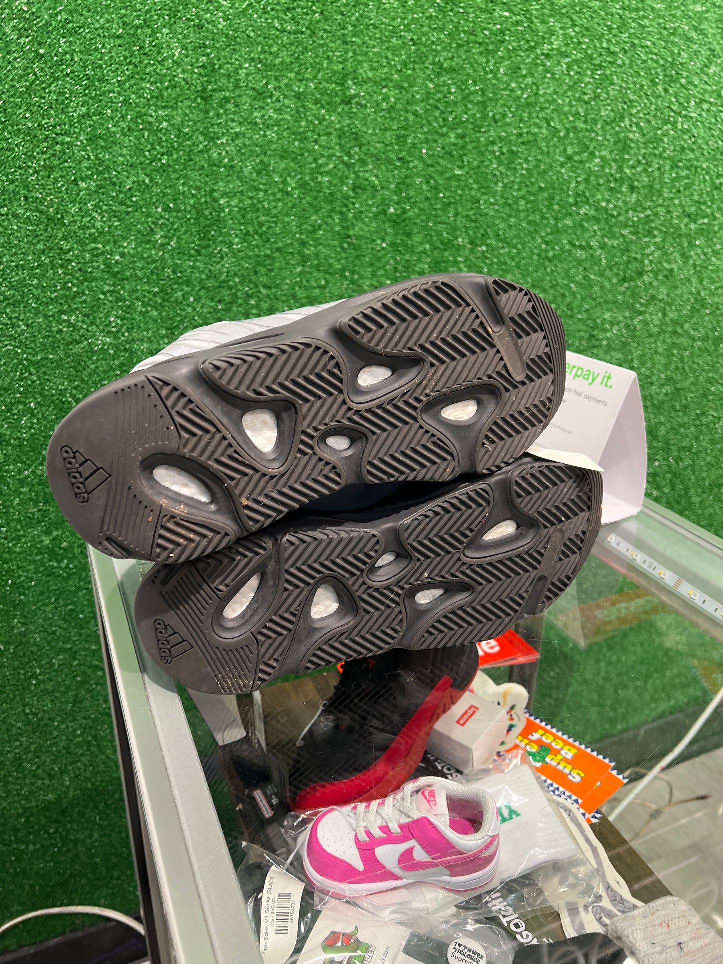 Yeezy 700 mnvn metallic (USED)