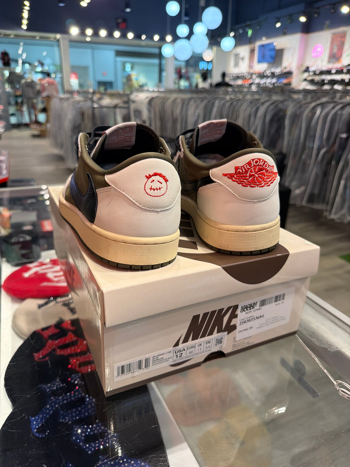Air Jordan 1 Travis Scott Low Medium Olive (USED)