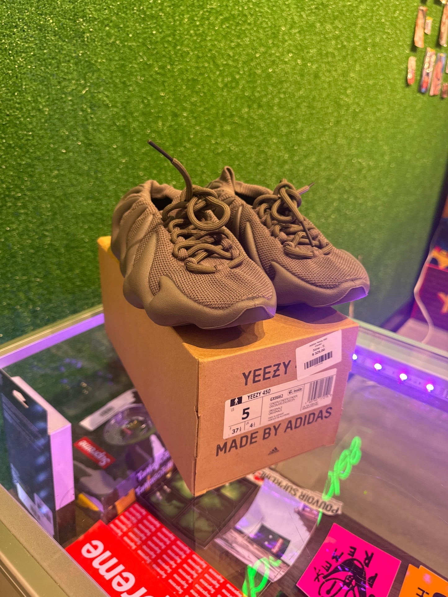 Yeezy 450 Cinder (USED)