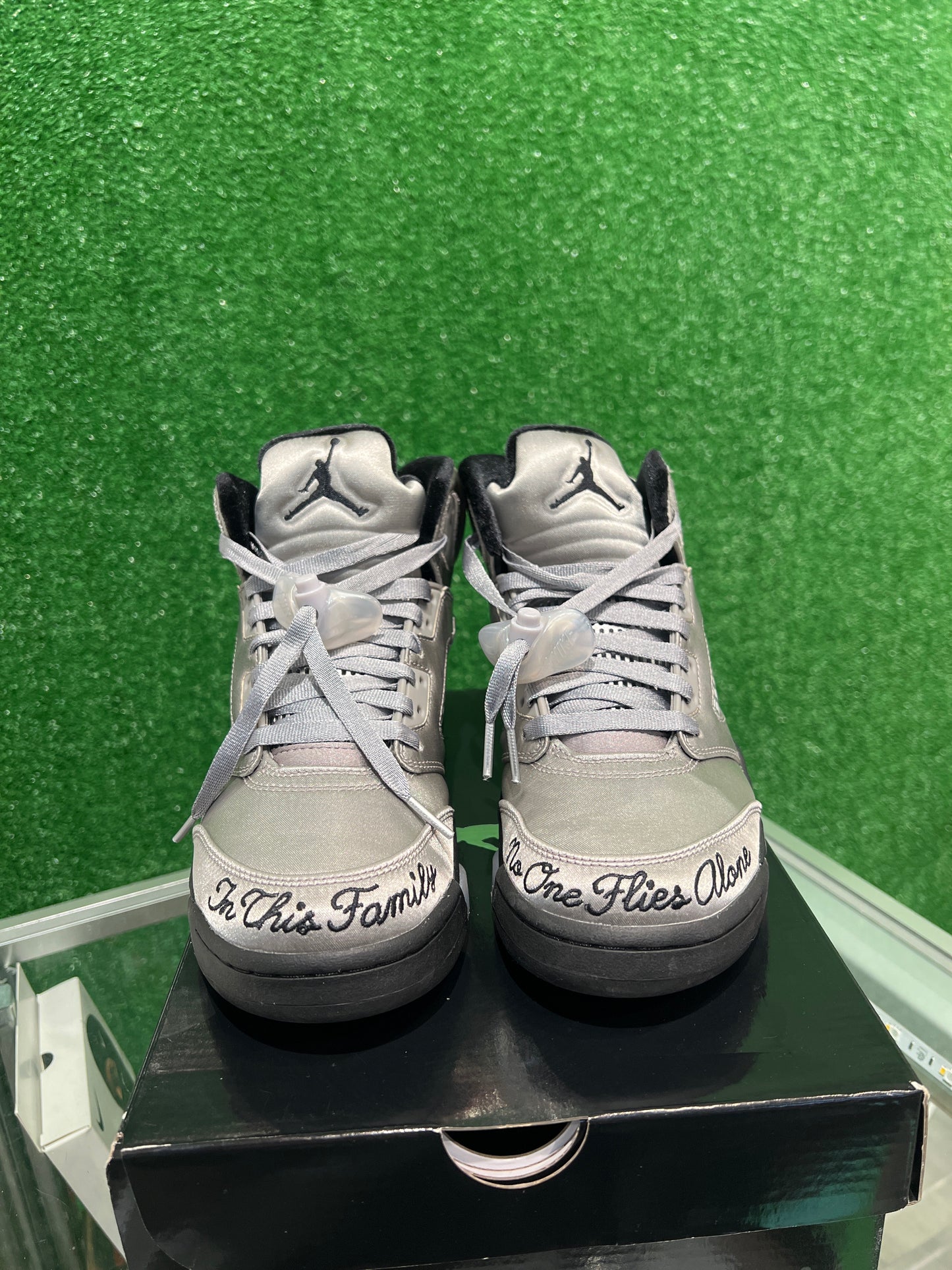 Air Jordan 5 Retro WMNS "Wings (2025)" (USED)