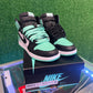 Air Jordan 1 green glow (GS) (USED)