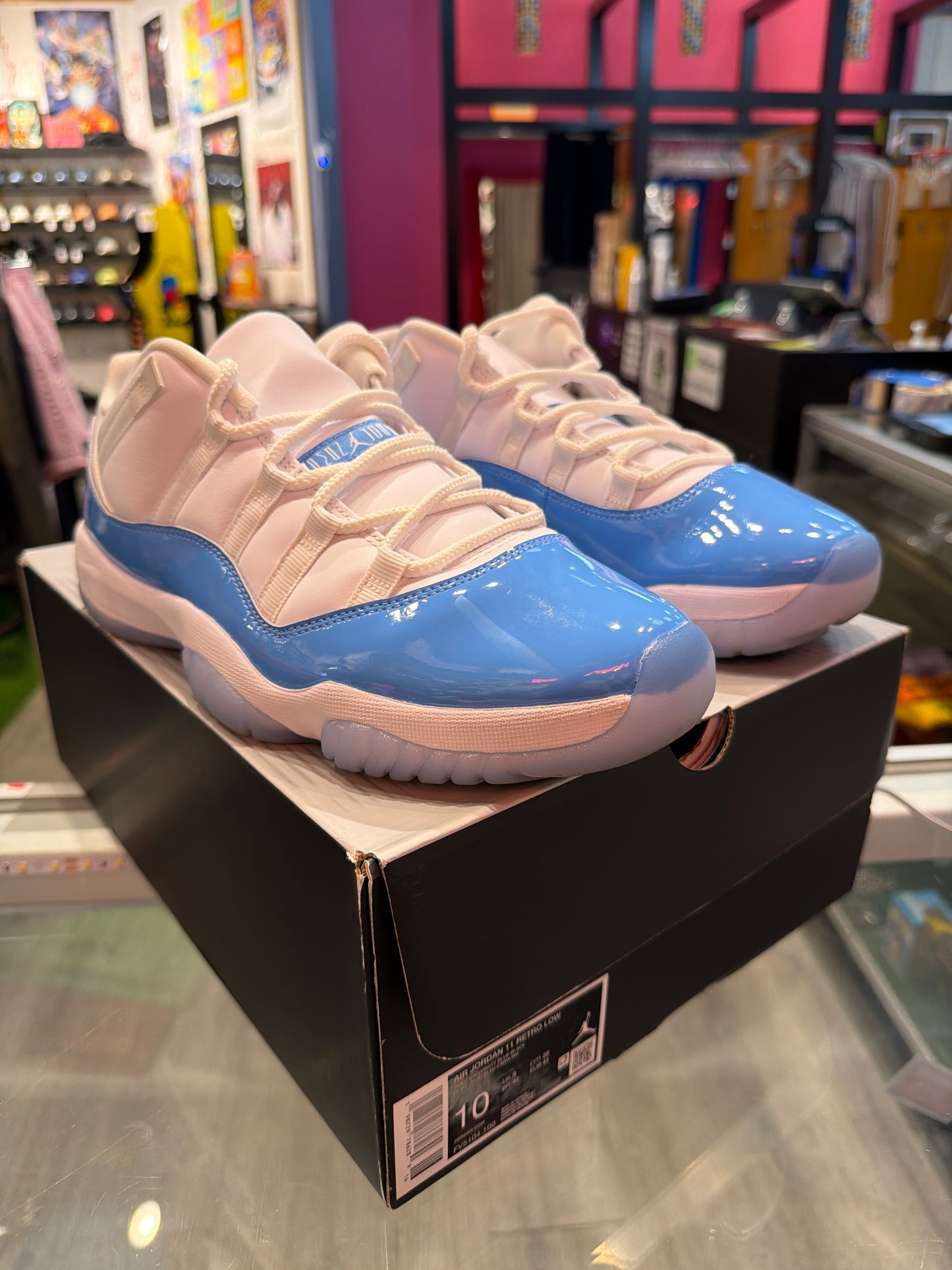 Air Jordan 11 Low University Blue (USED)