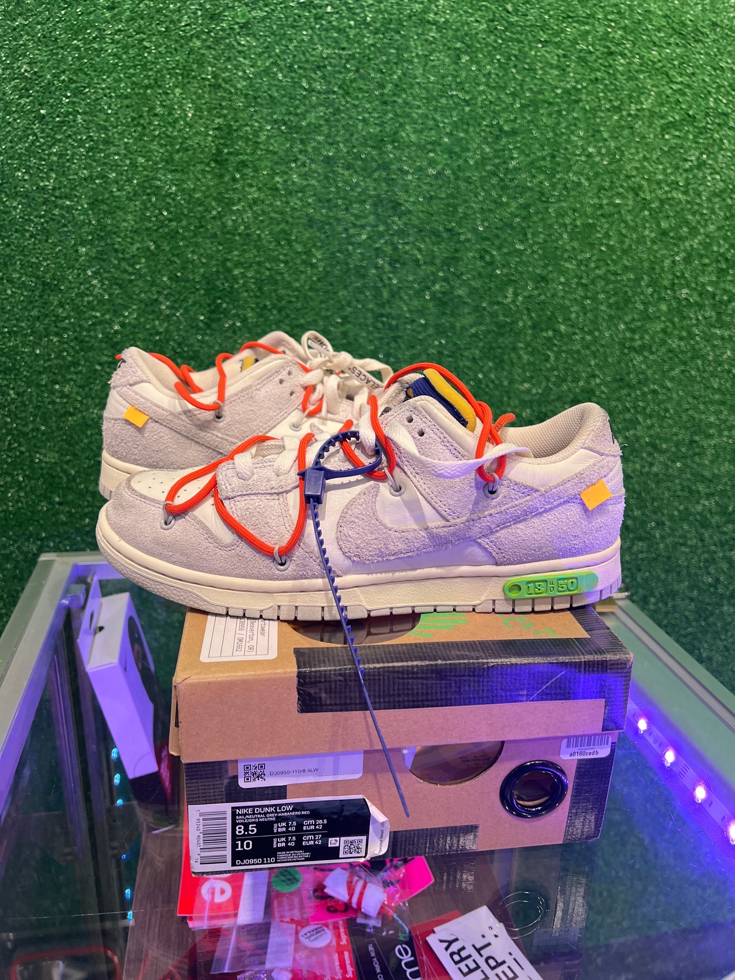 Nike dunk low off white lot 13