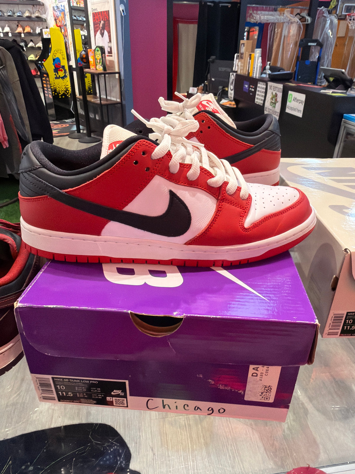 Nike sb dunk low Chicago (USED)