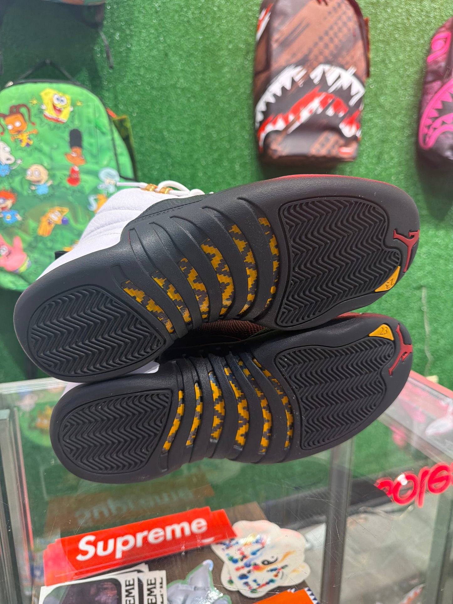 Air Jordan 12 Taxi (USED NO BOX)