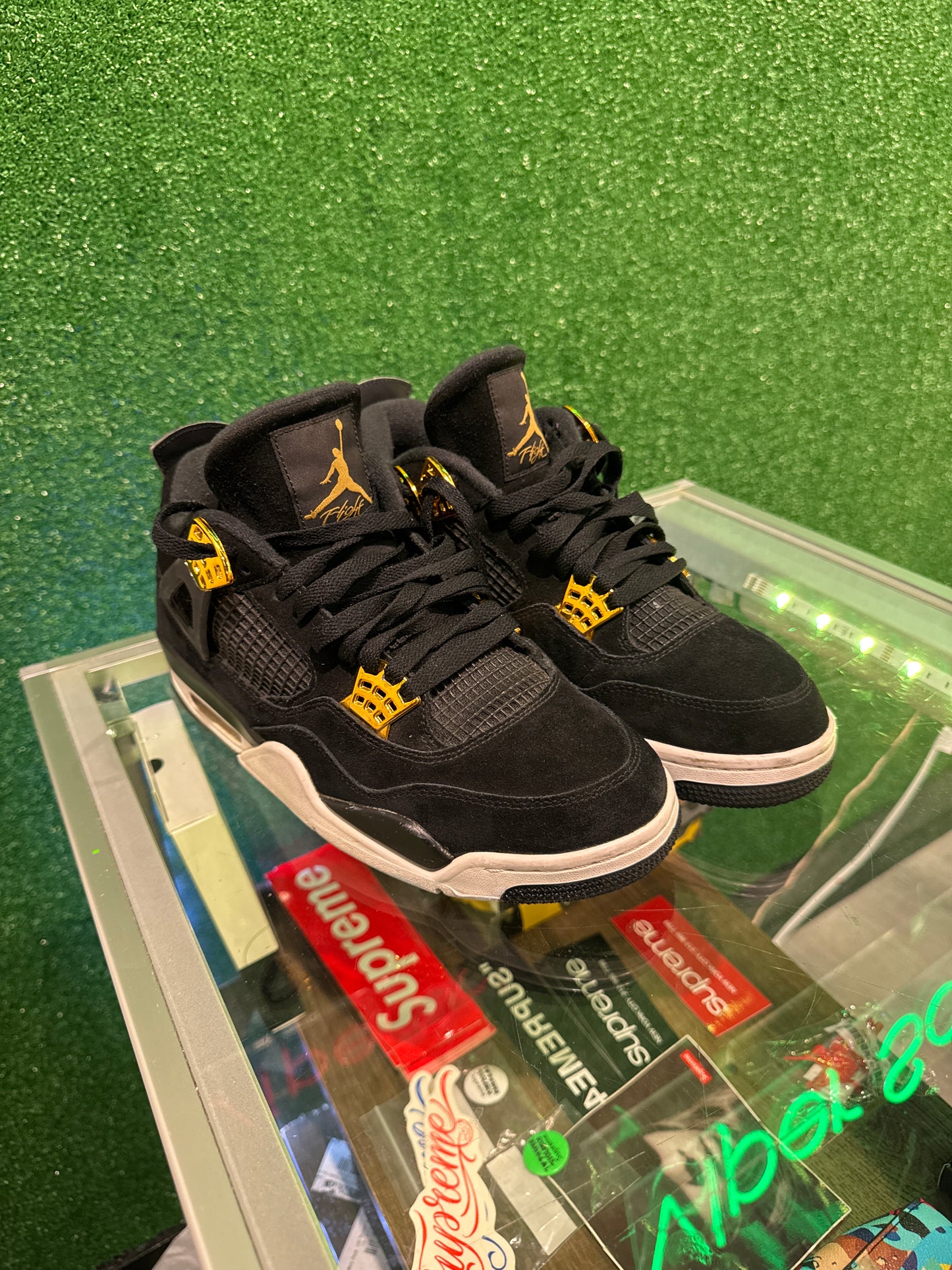 Air Jordan 4 royalty (USED)