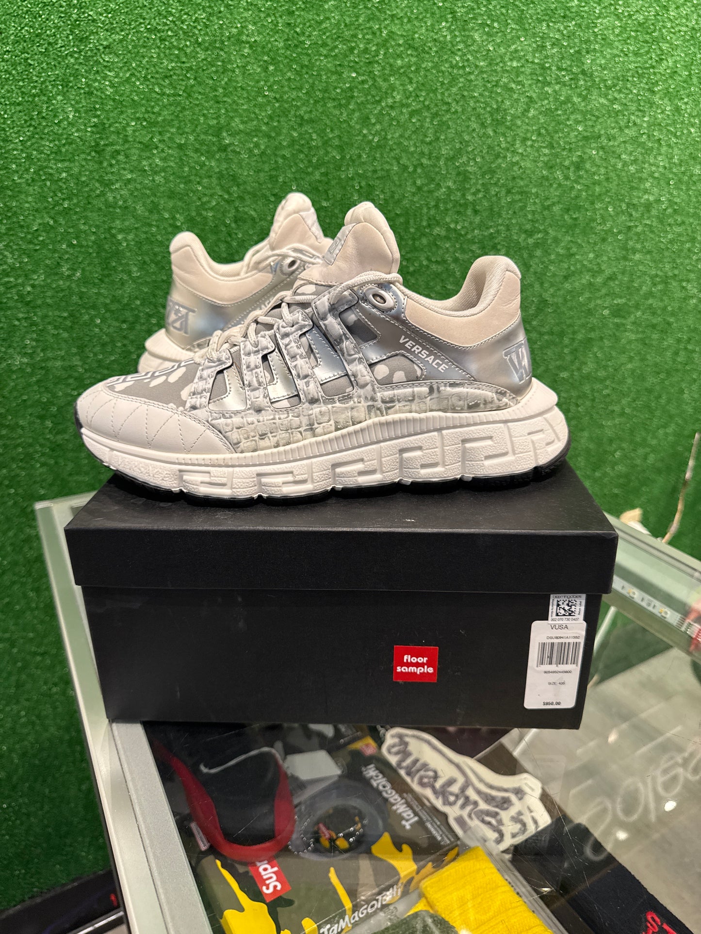 Versace Trigreca white (USED)