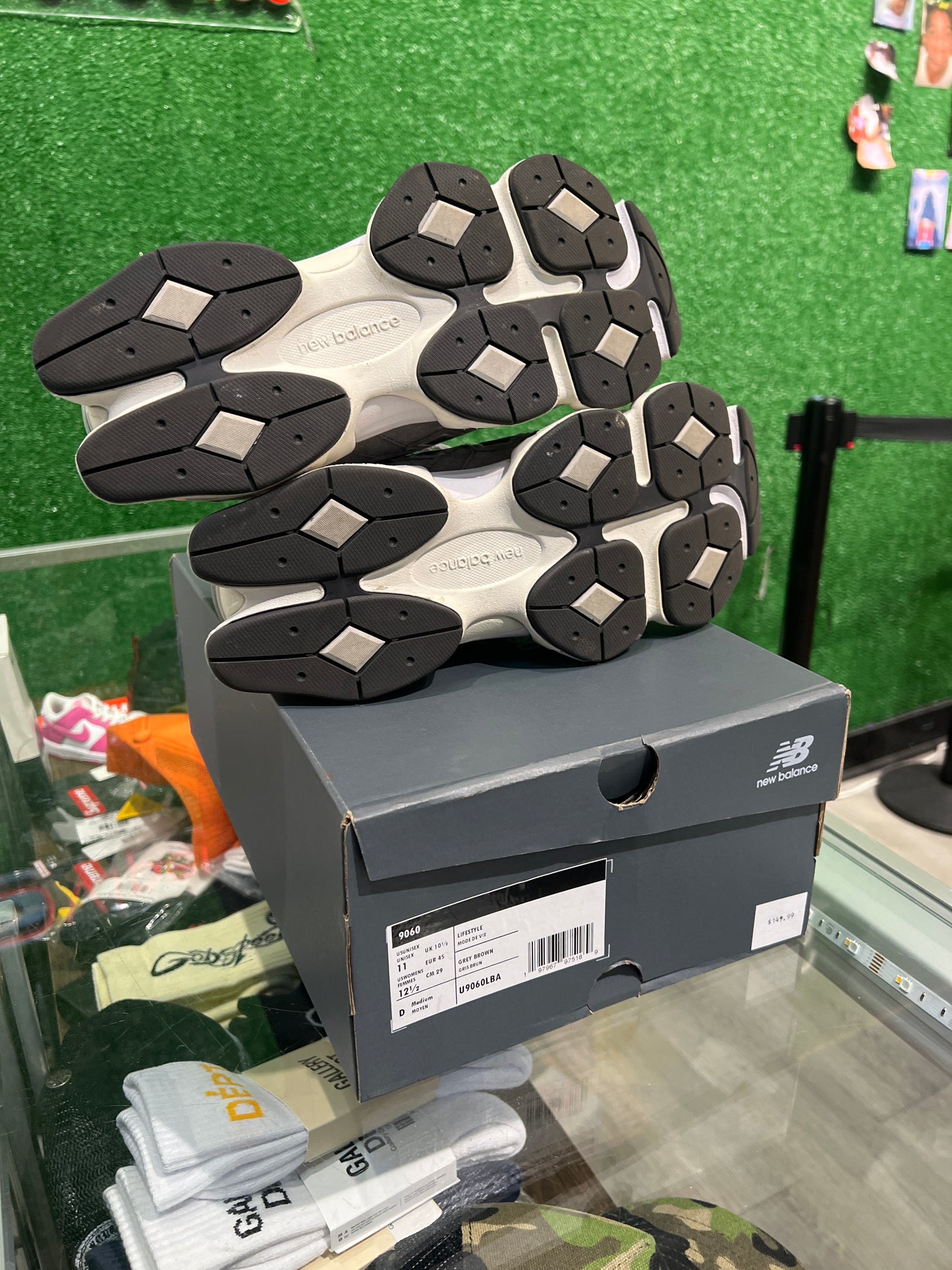 New balance 9060 slate grey arid stone (USED)