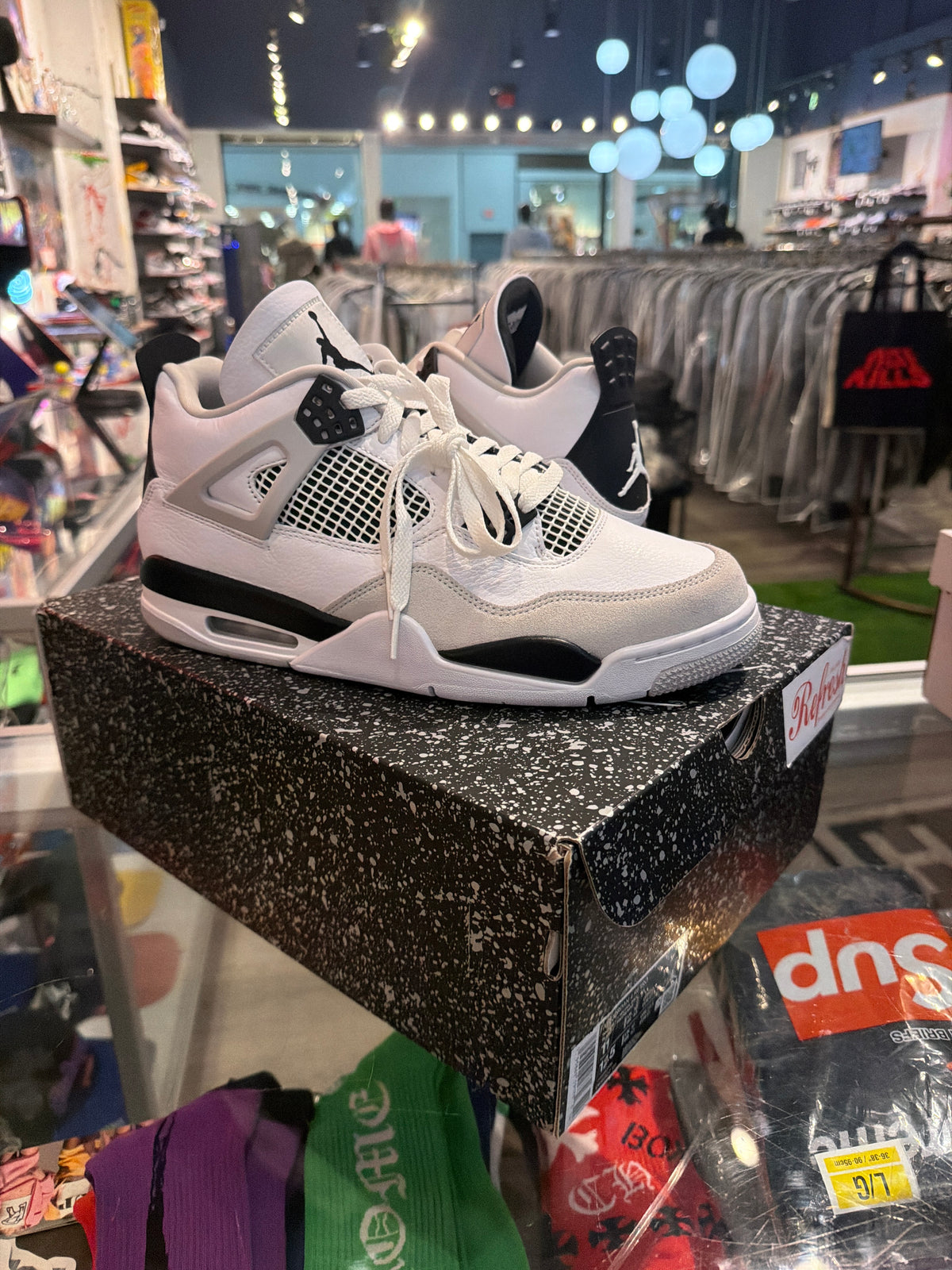Air Jordan 4 Military Black (USED)