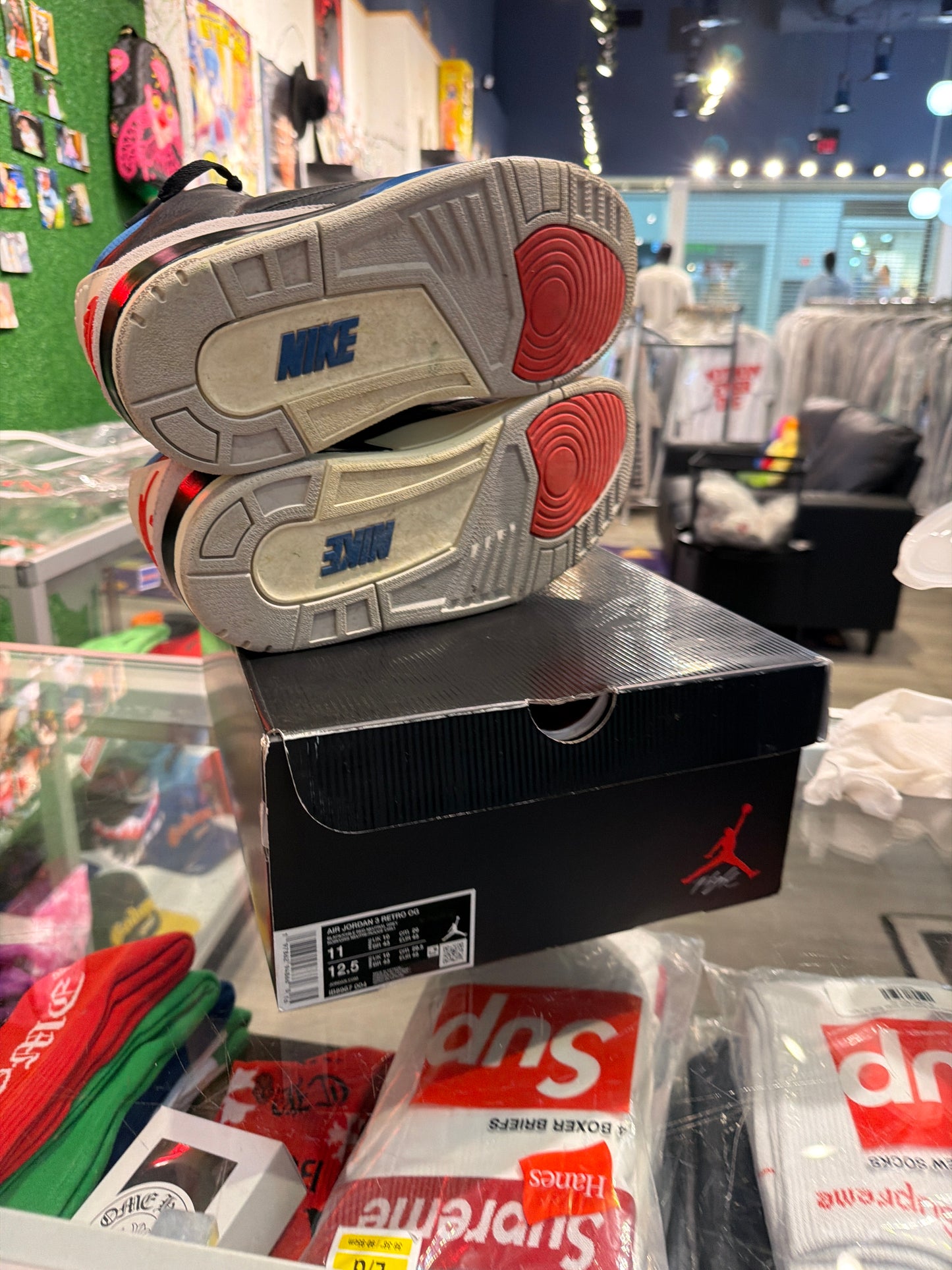 Air Jordan 3 Rare Air (USED) .