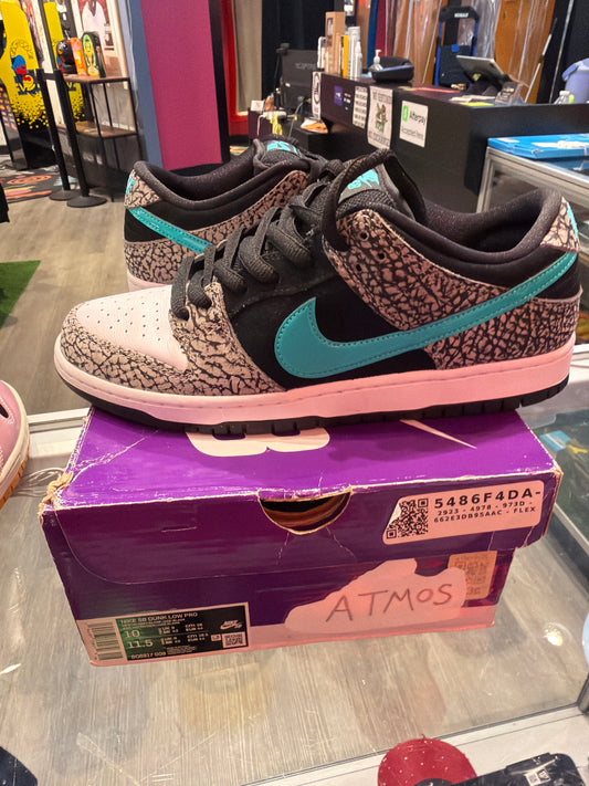 Nike sb dunk low atmos elephant print (USED)