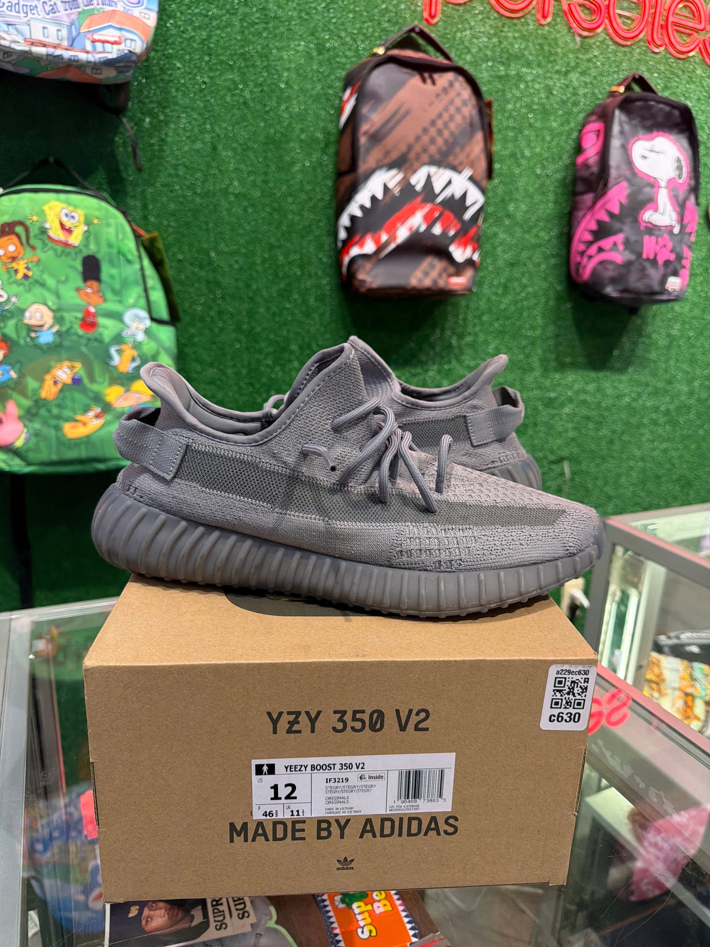 Yeezy 350 V2 steel grey (USED)