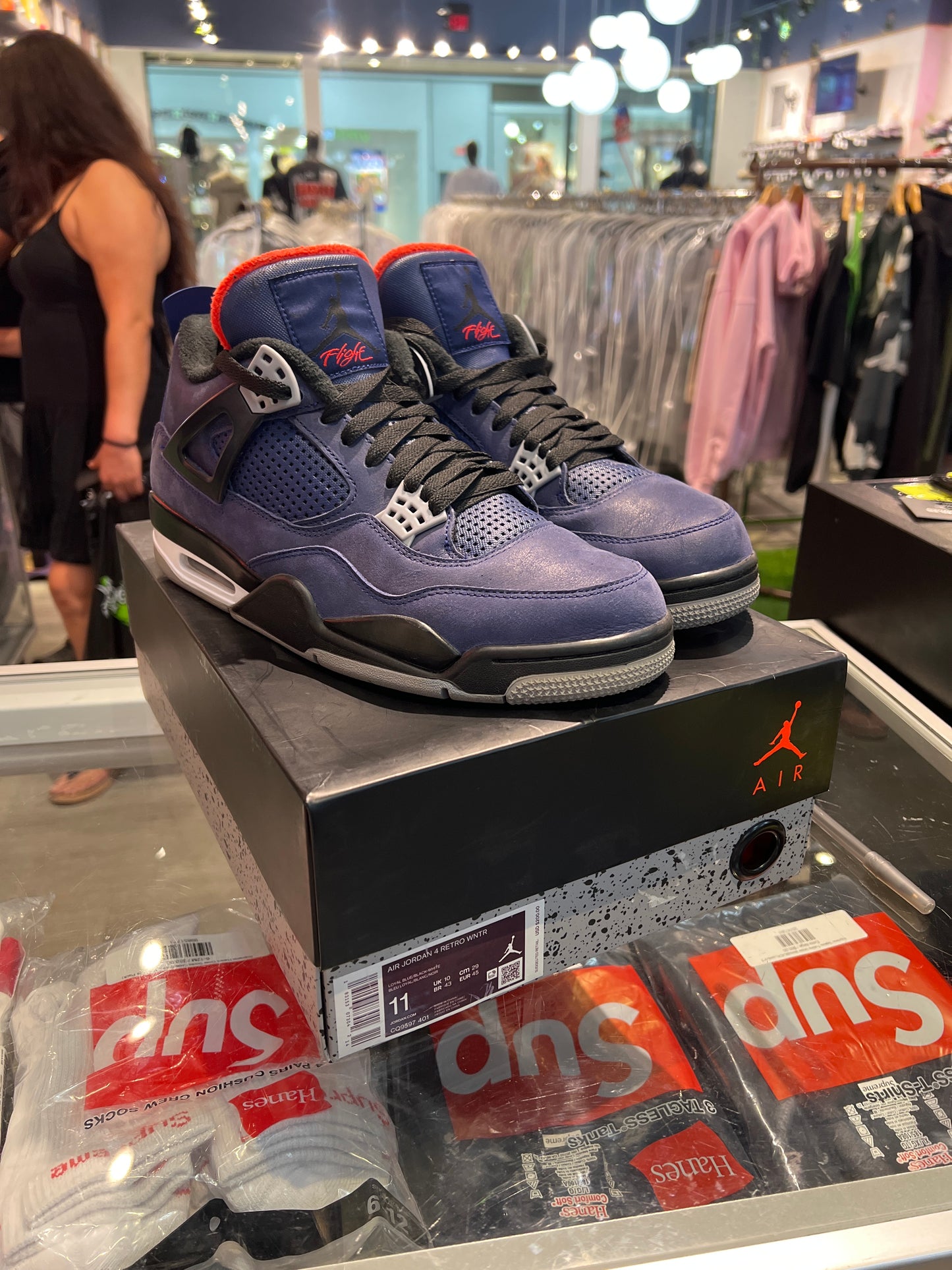 Air Jordan 4 winterized (USED)