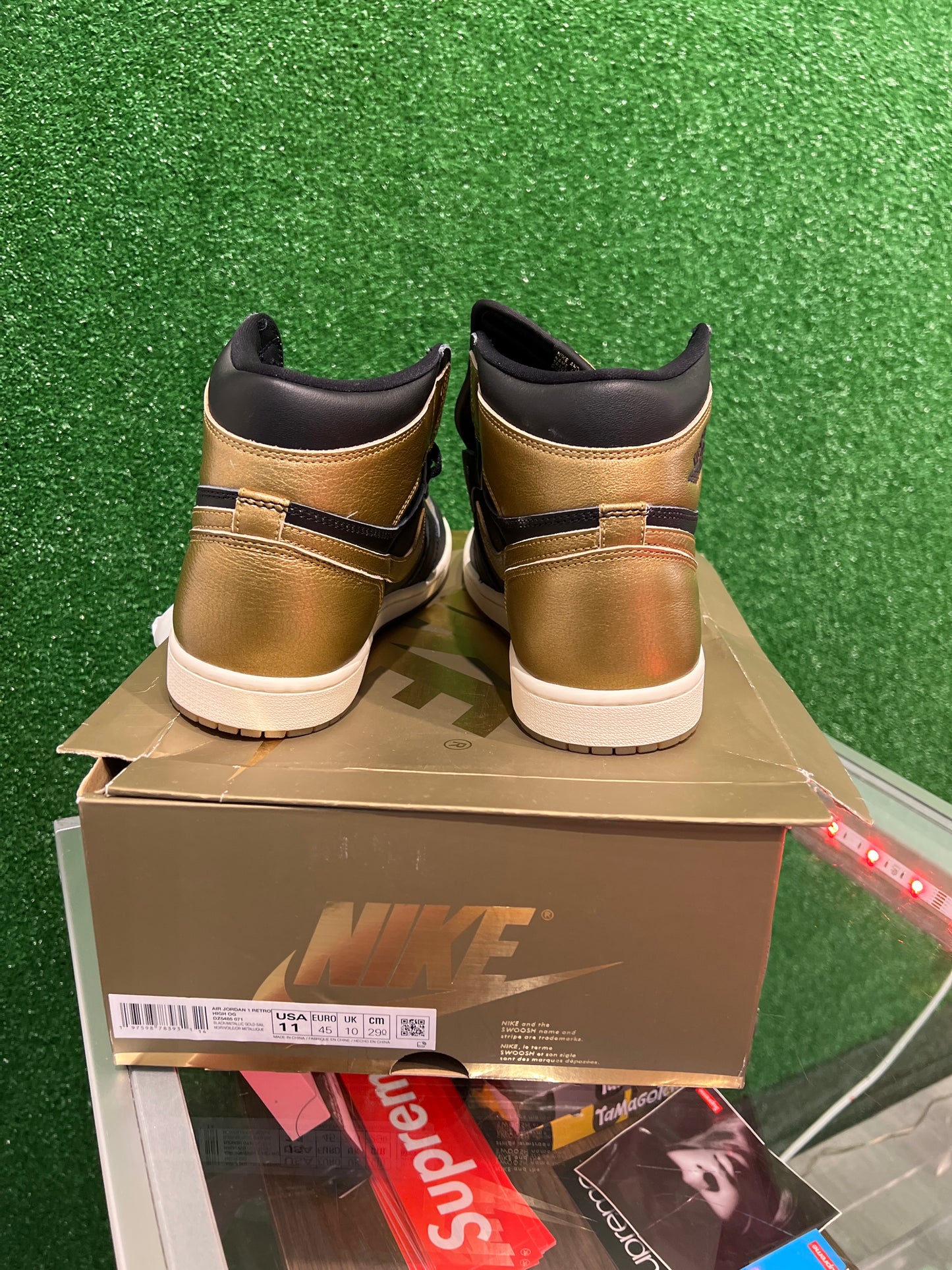 Air Jordan 1 Metallic Gold (USED)