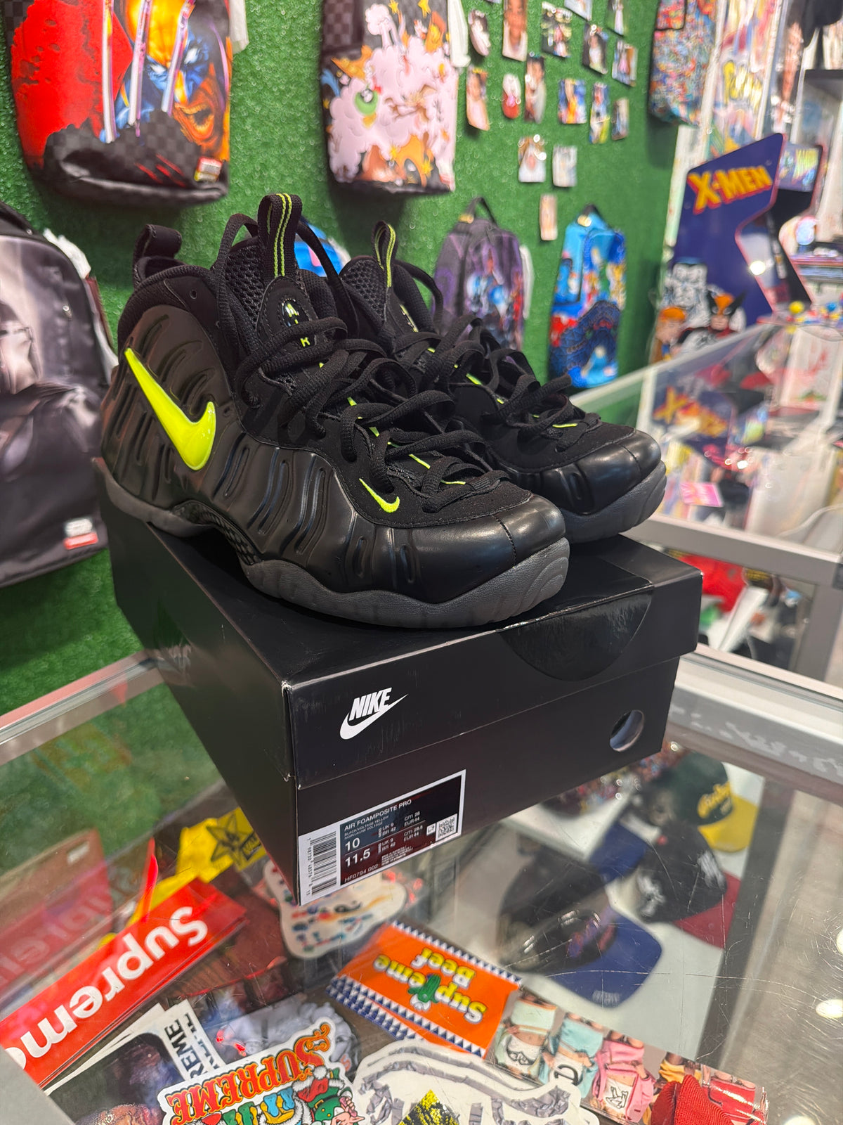 Nike air pro Foamposite volt (USED)