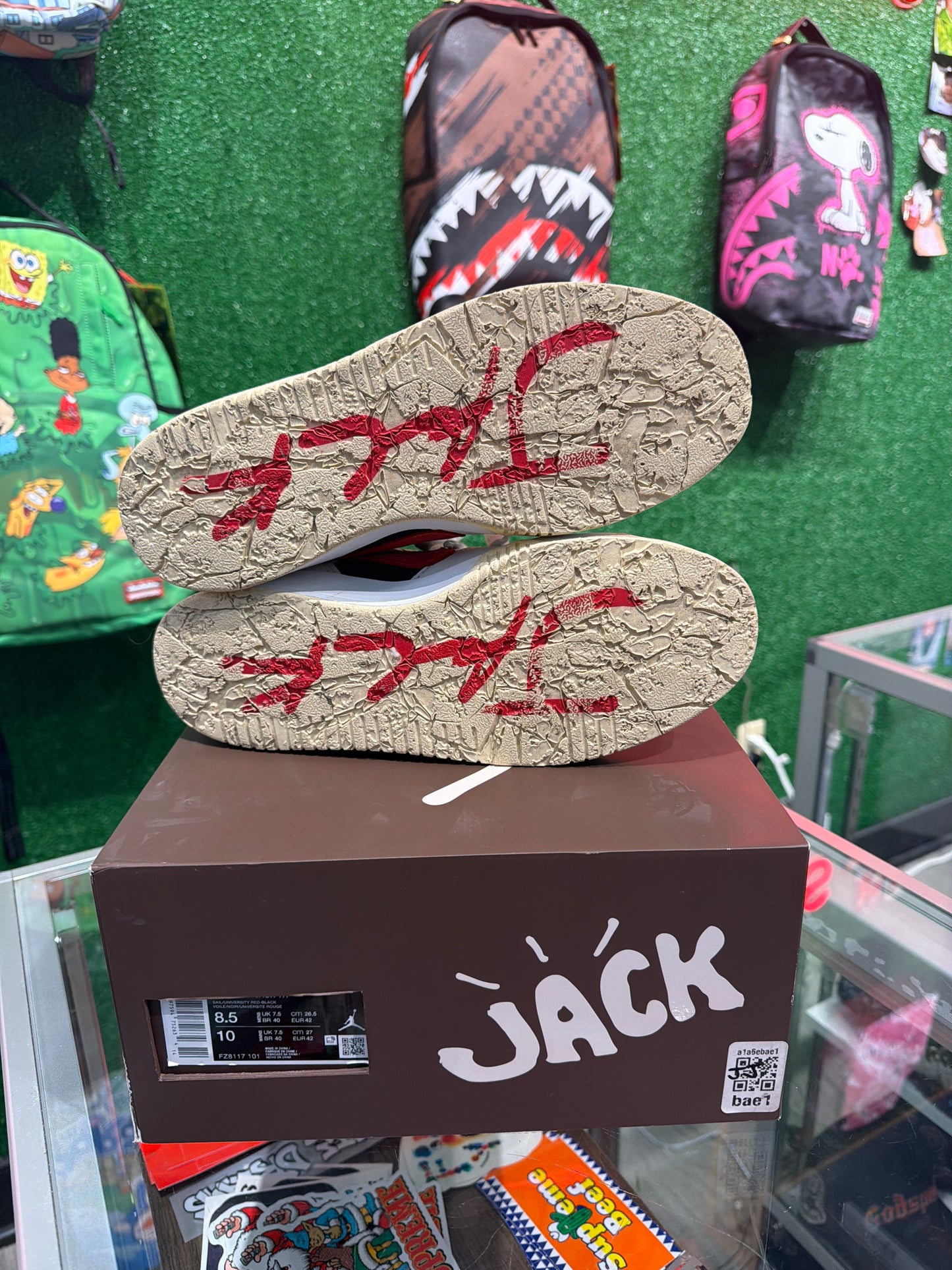 Travis Scott Jumpman Jack University Red (USED)