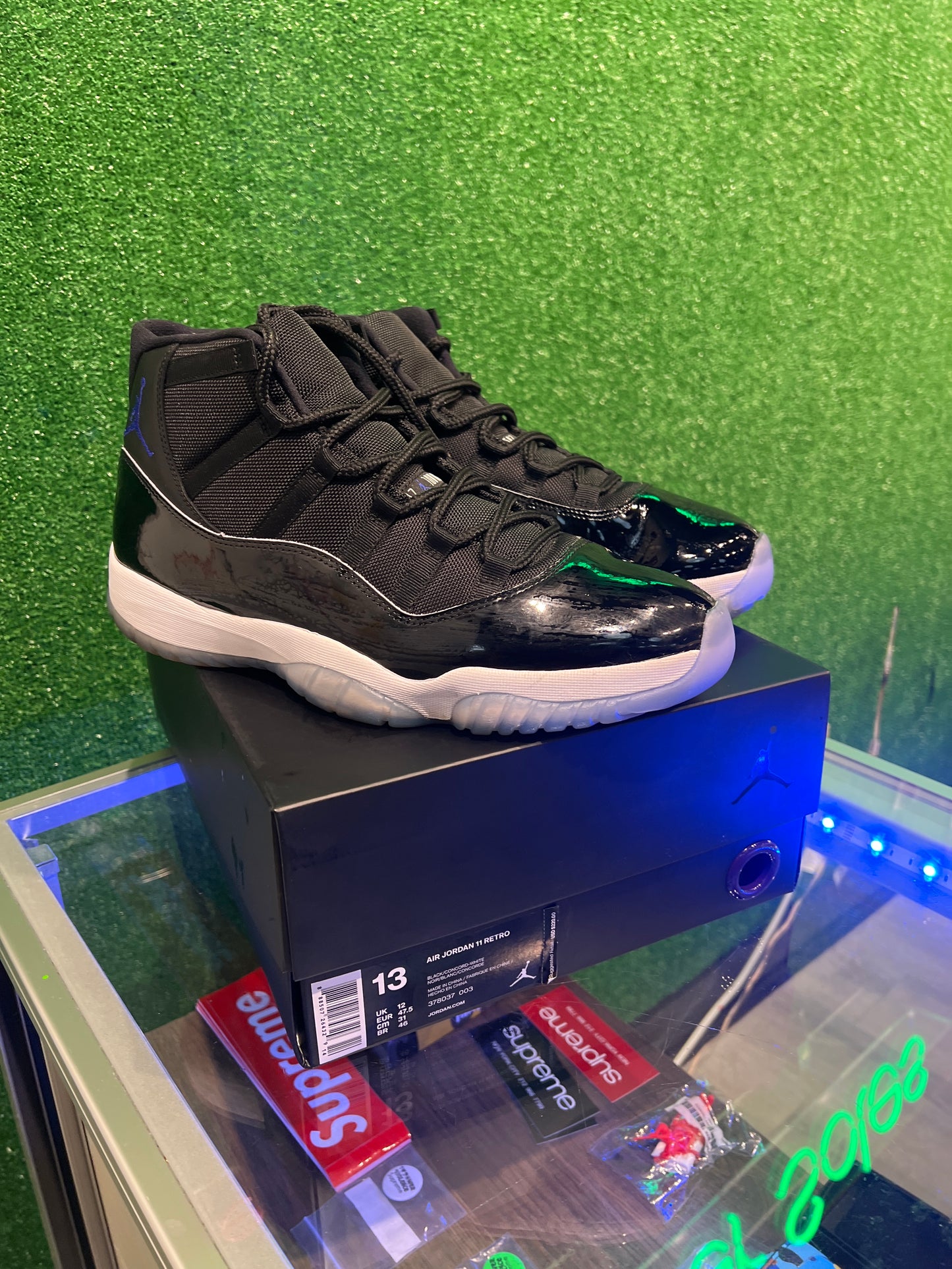 Air Jordan 11 Space Jam (USED)