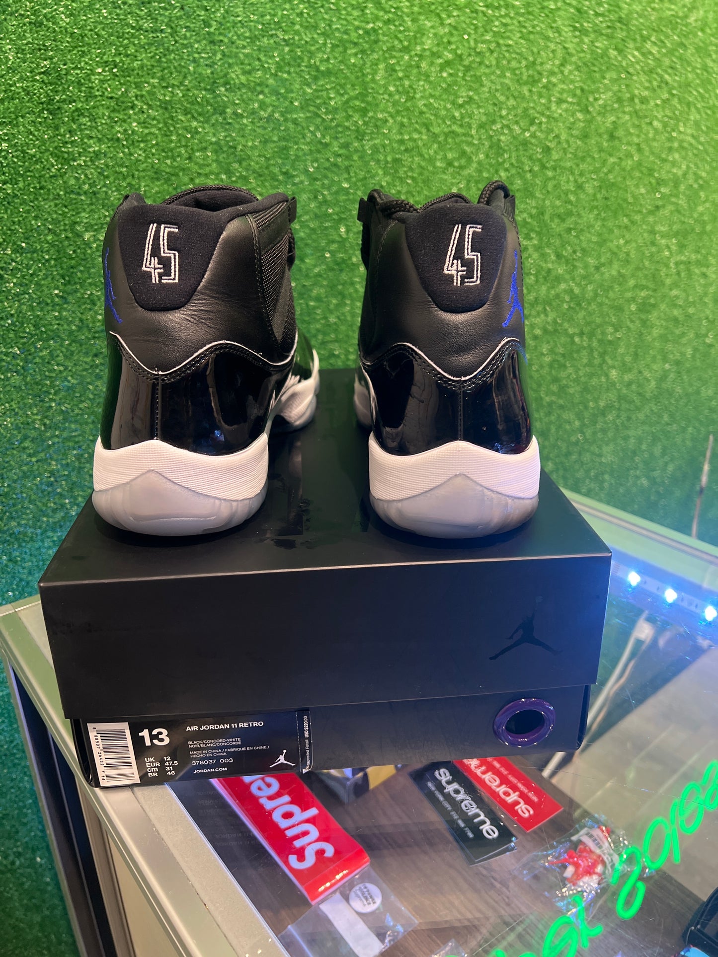 Air Jordan 11 Space Jam (USED)