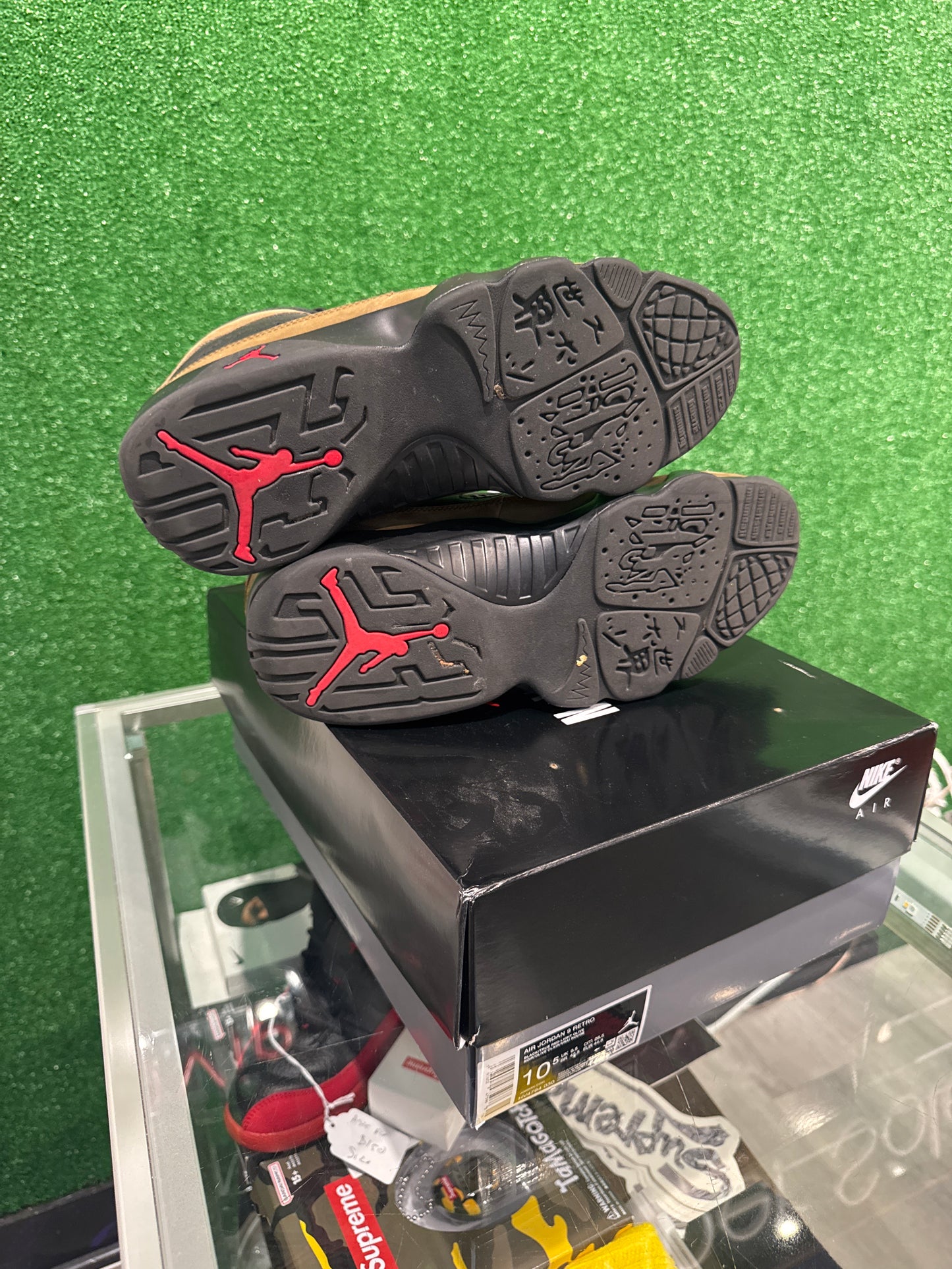 Air Jordan 9 olive (USED)