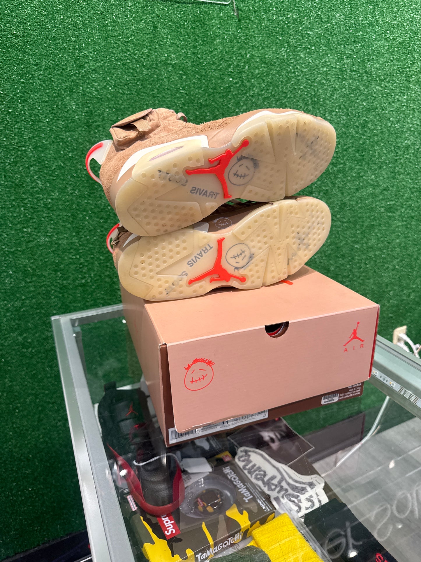 Air Jordan 6 Travis Scott British Khaki. (USED)