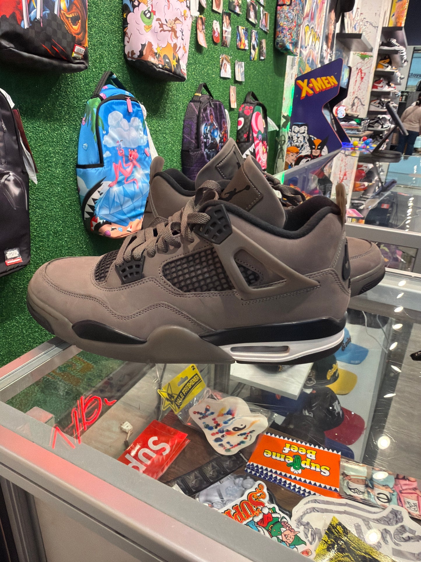 Air Jordan 4 cave  stone (USED)