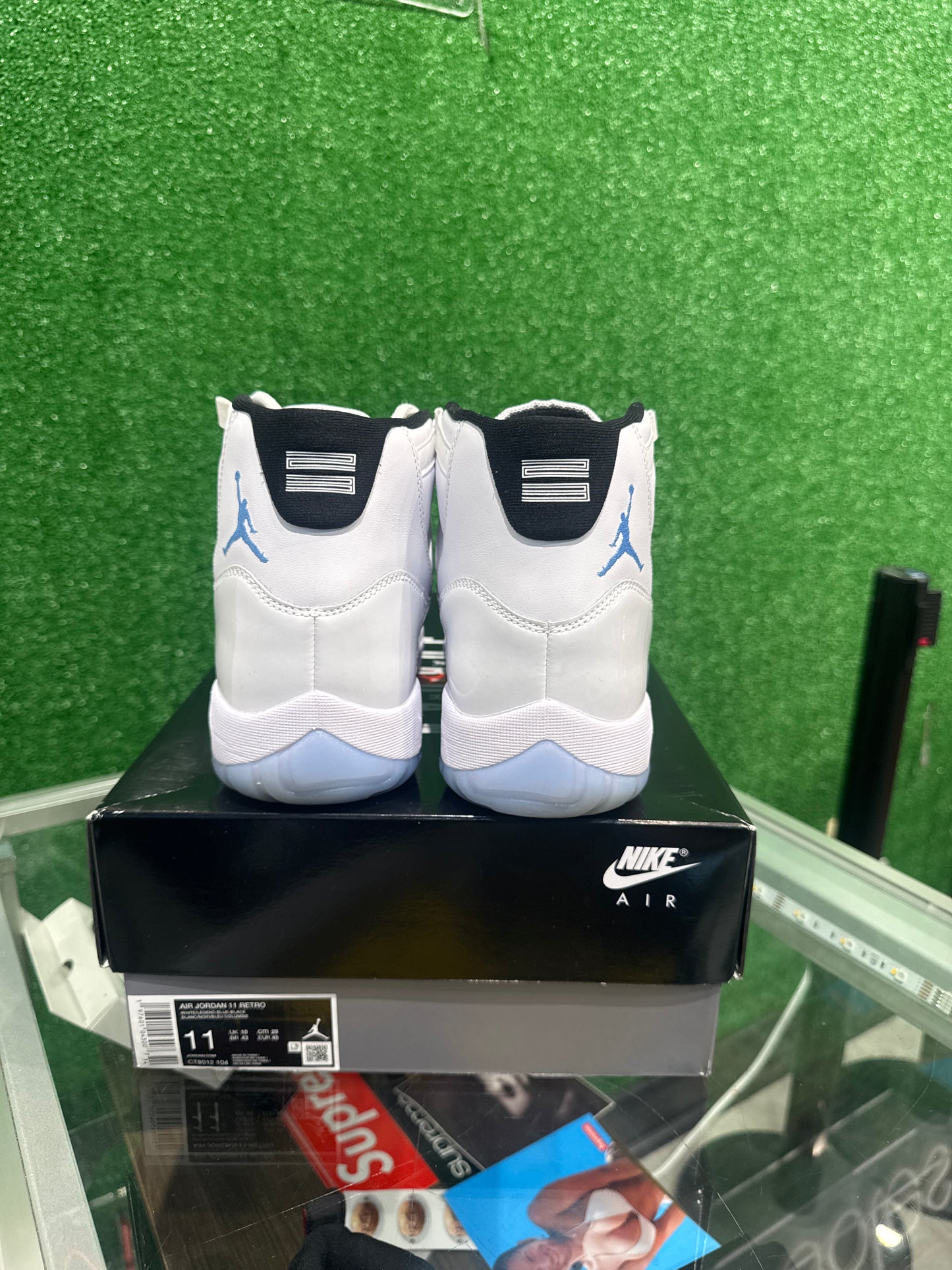 Air Jordan 11 Columbia legend blue (USED)