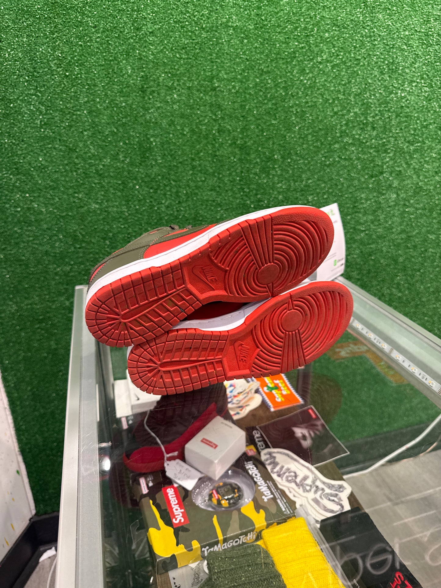 Nike dunk low mystic red cargo khaki (USED)