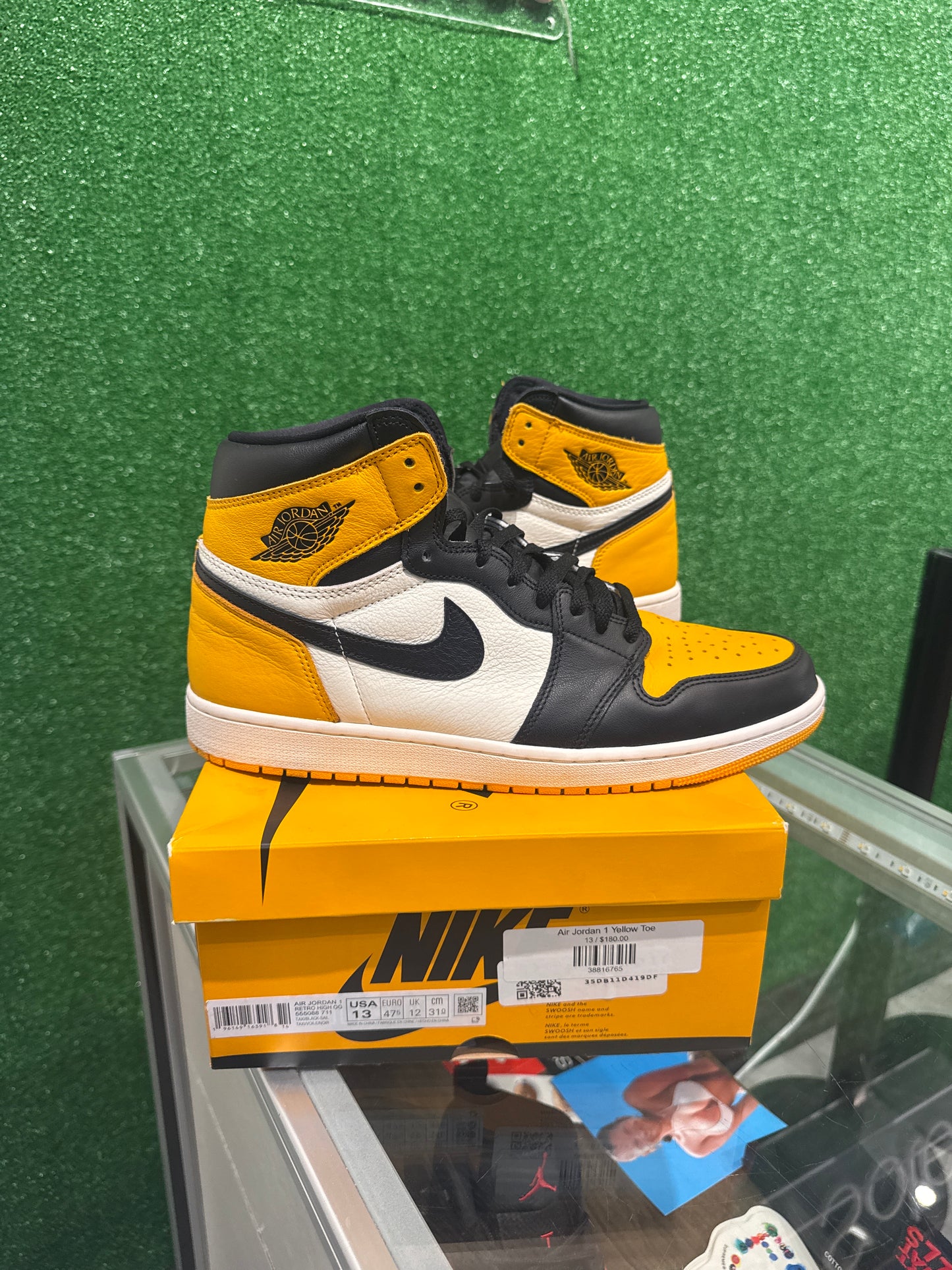 Air Jordan 1 Yellow Toe (USED)