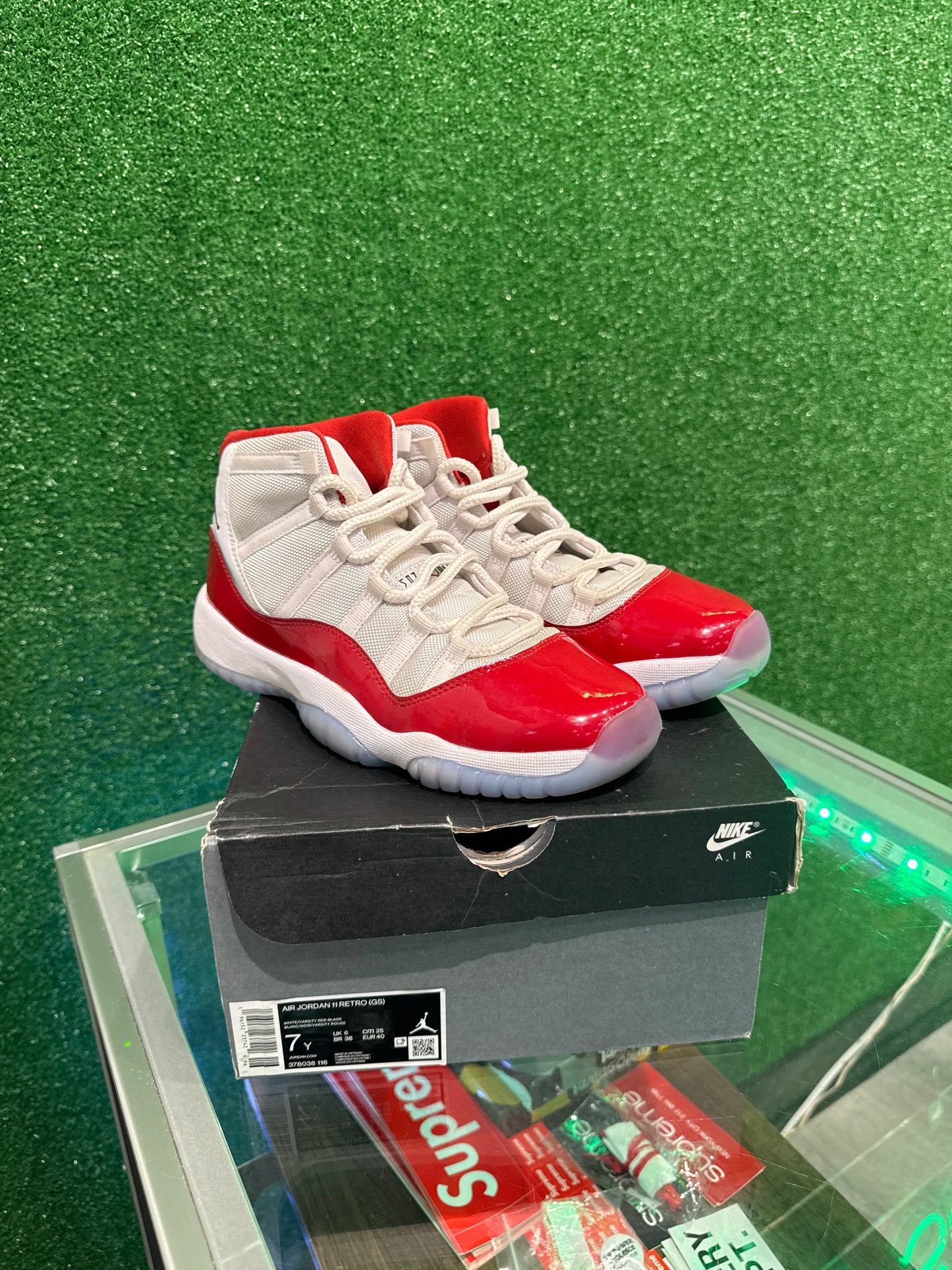 Air Jordan 11 Cherry (GS) (USED)