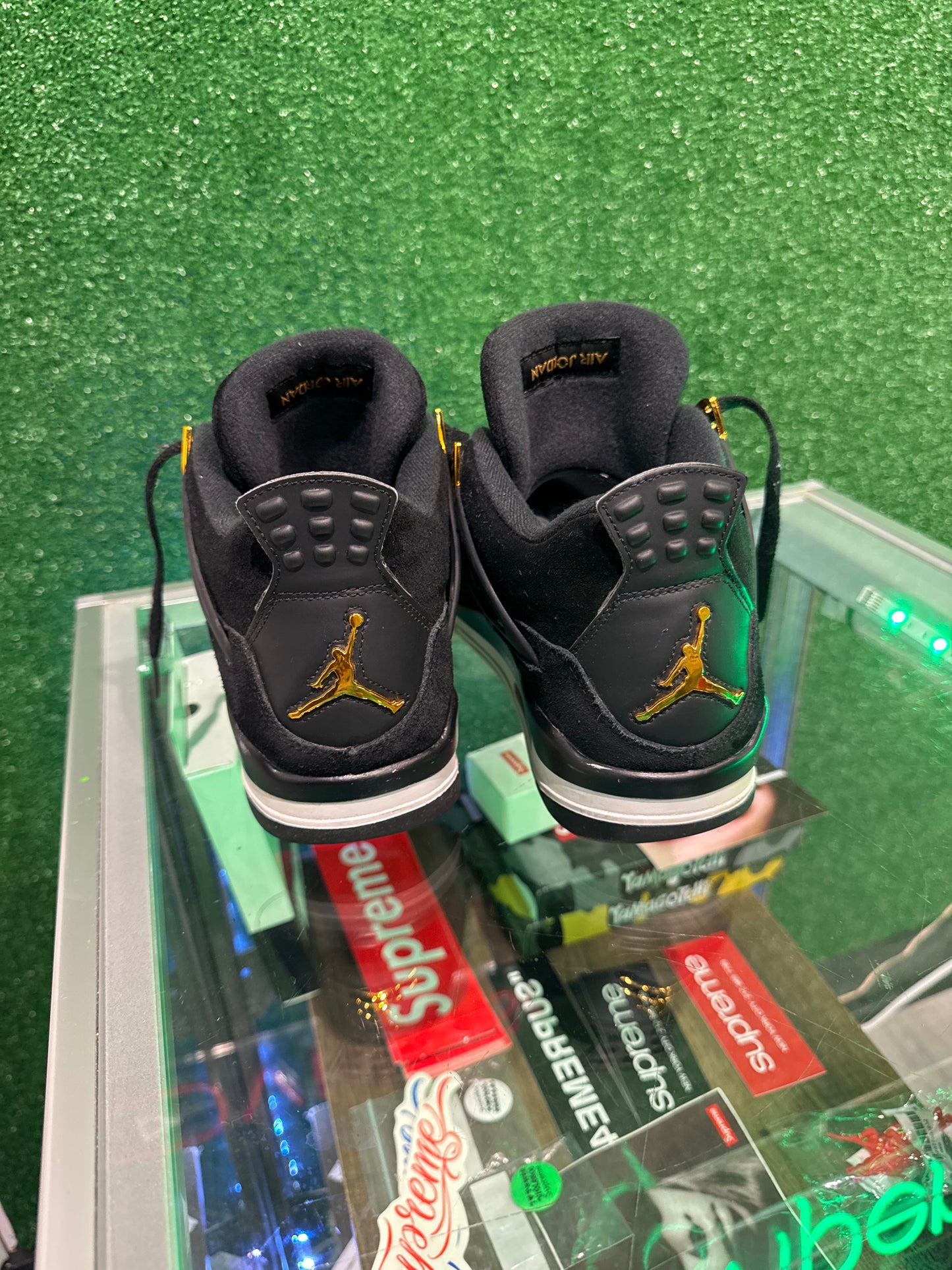 Air Jordan 4 royalty (USED)
