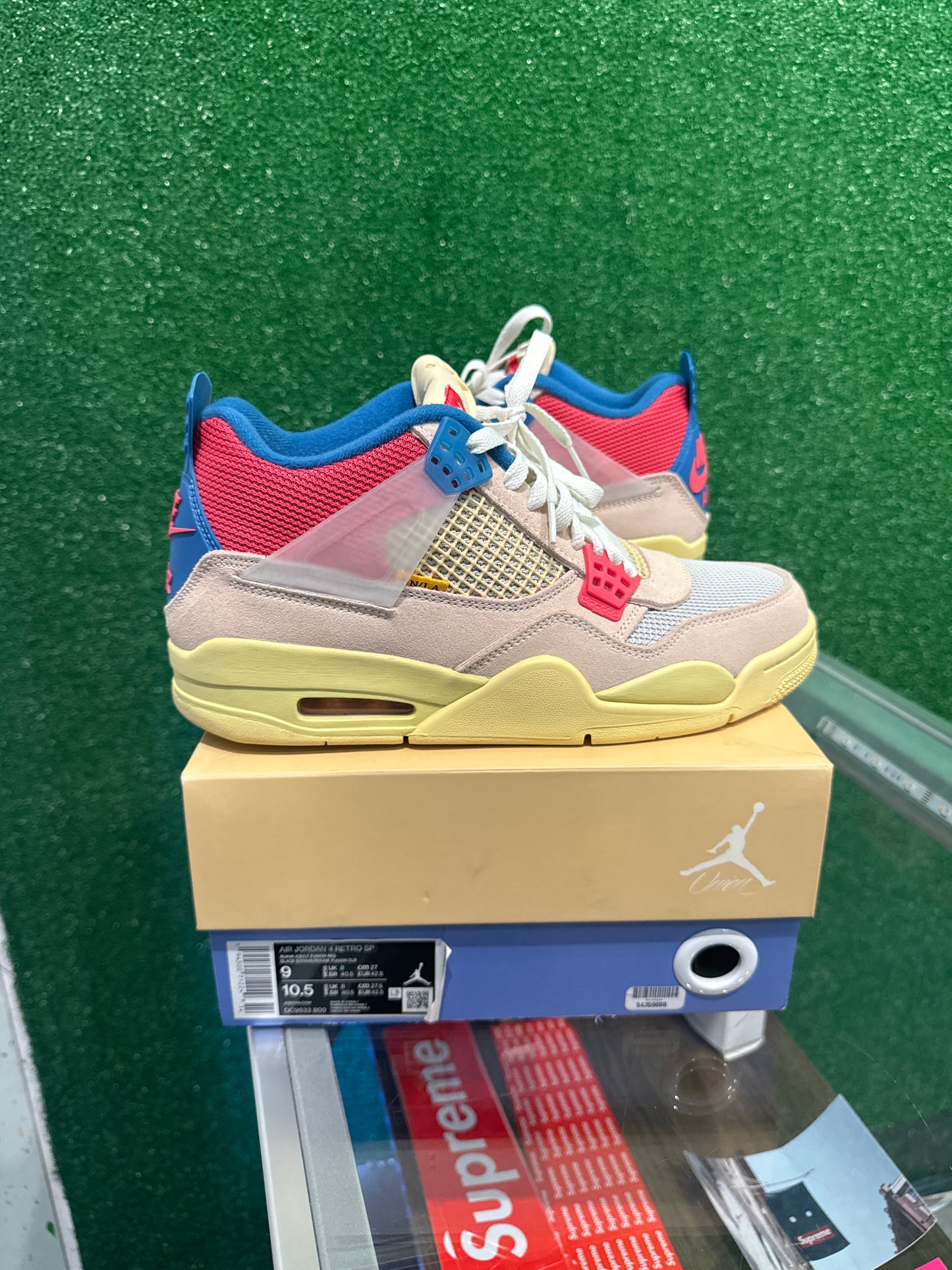 Air Jordan 4 union guava ice (USED)