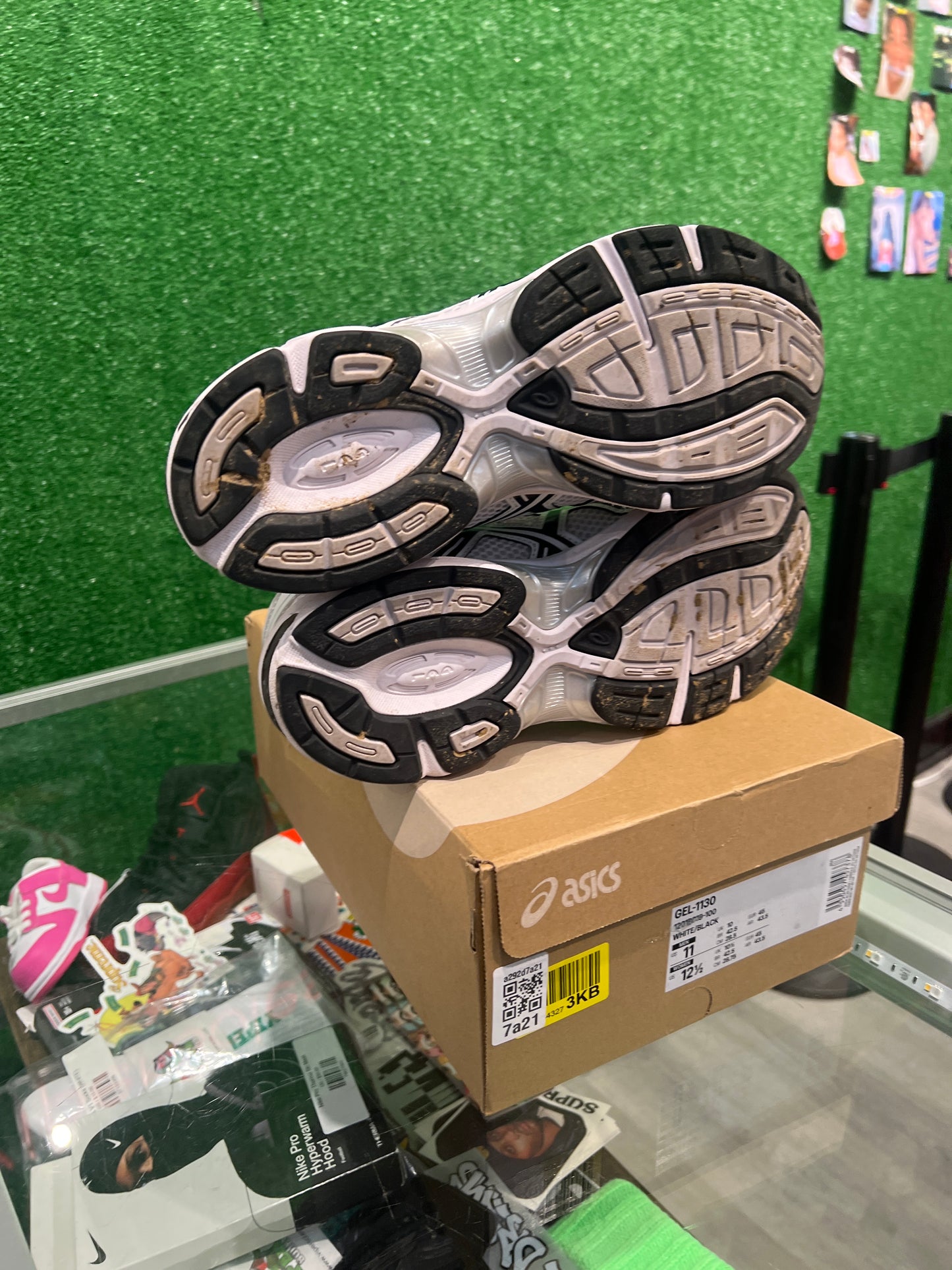 ASICS gel 1130 black white (USED)