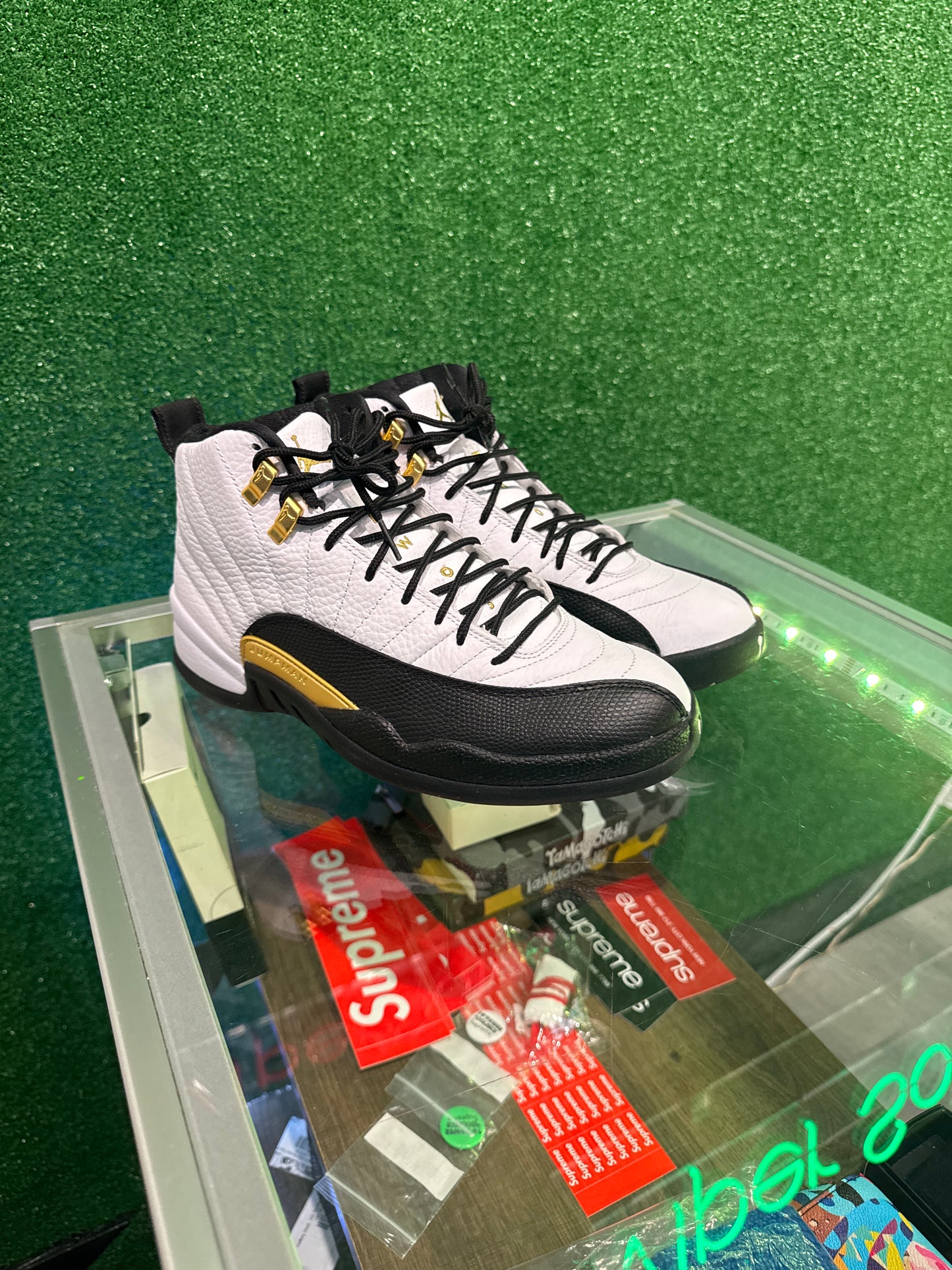Air Jordan 12 Royalty Taxi (USED)
