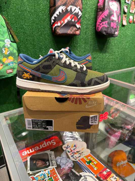 Nike Dunk Low SiEMPRE Familia (USED)