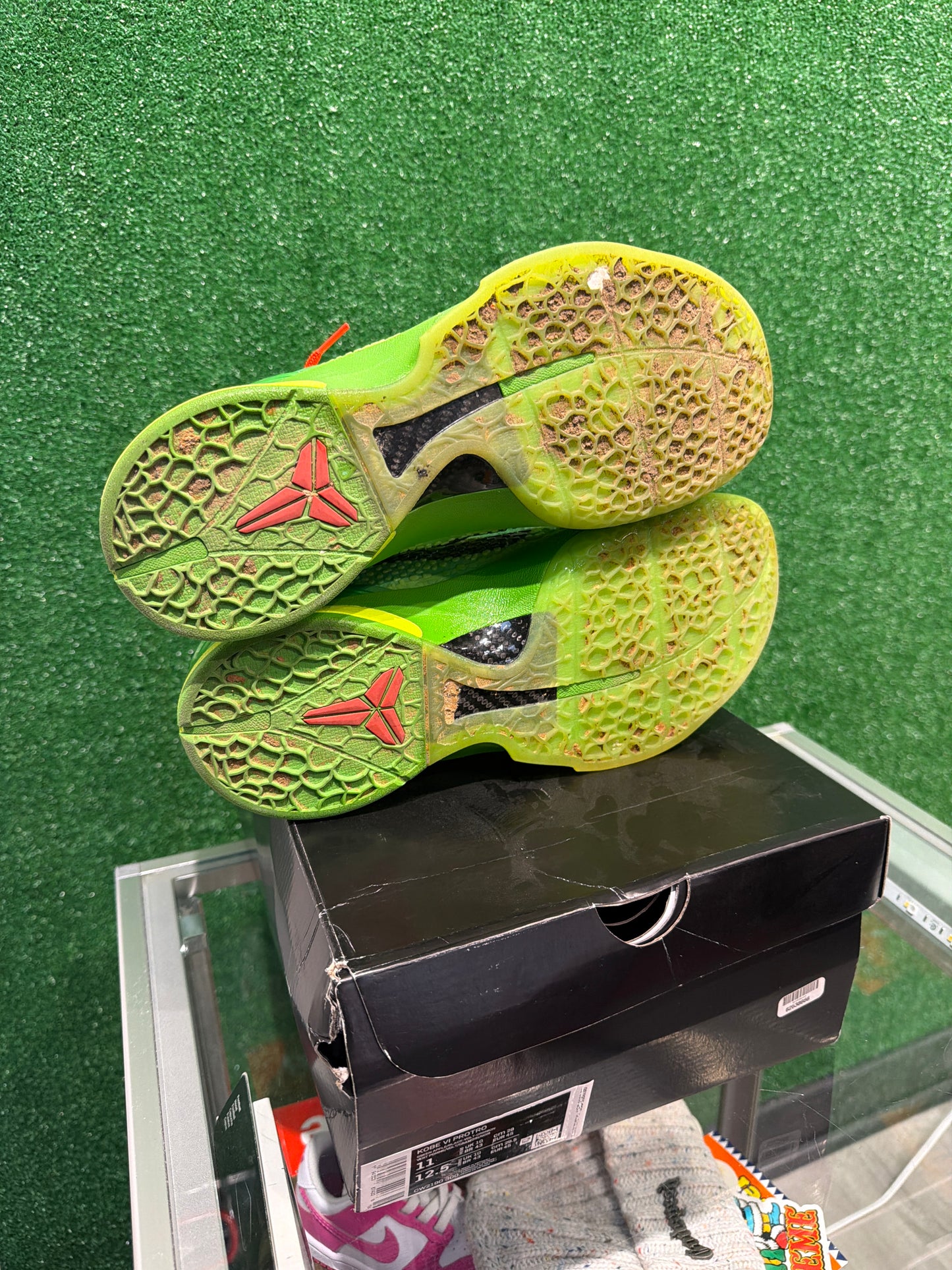 Nike Kobe 6 Grinch (USED)
