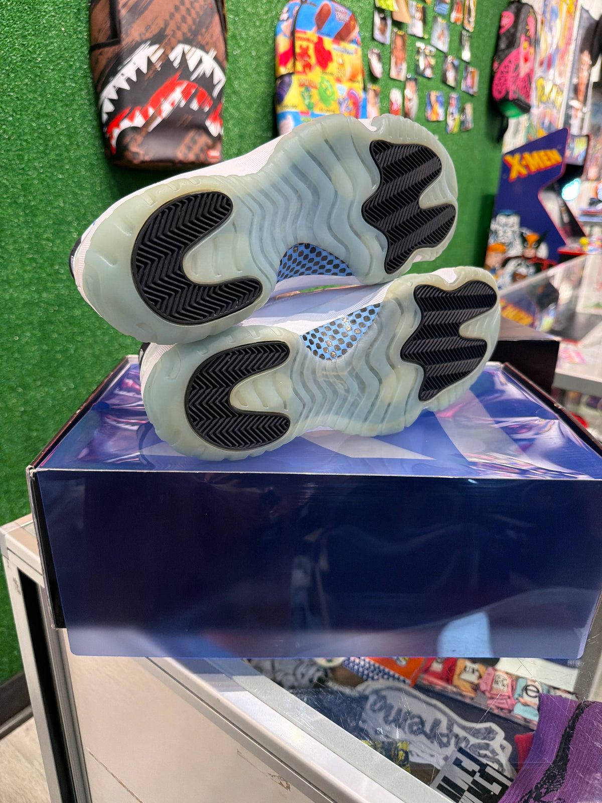Air Jordan 11 Columbia legend blue (USED)