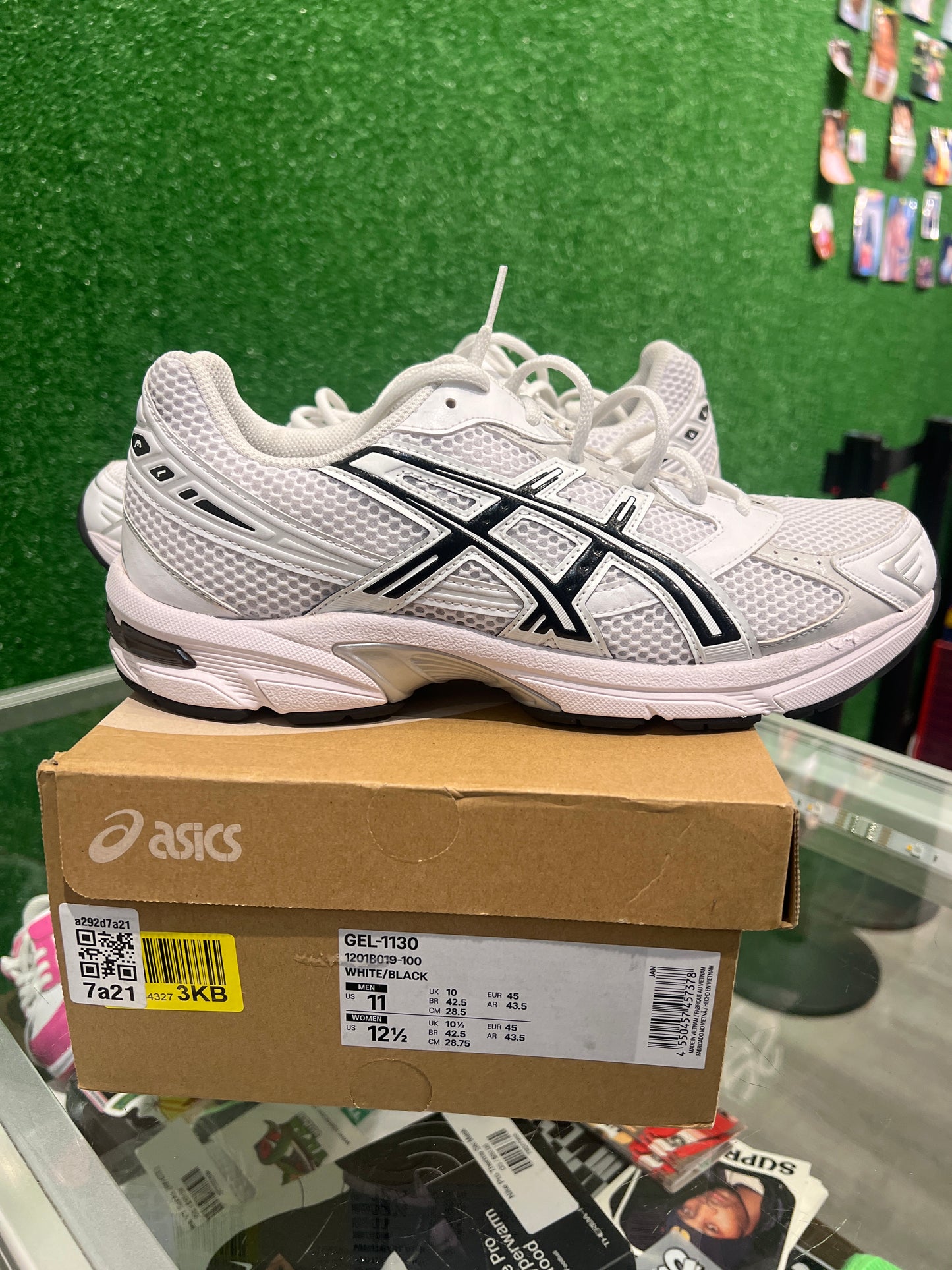 ASICS gel 1130 black white (USED)